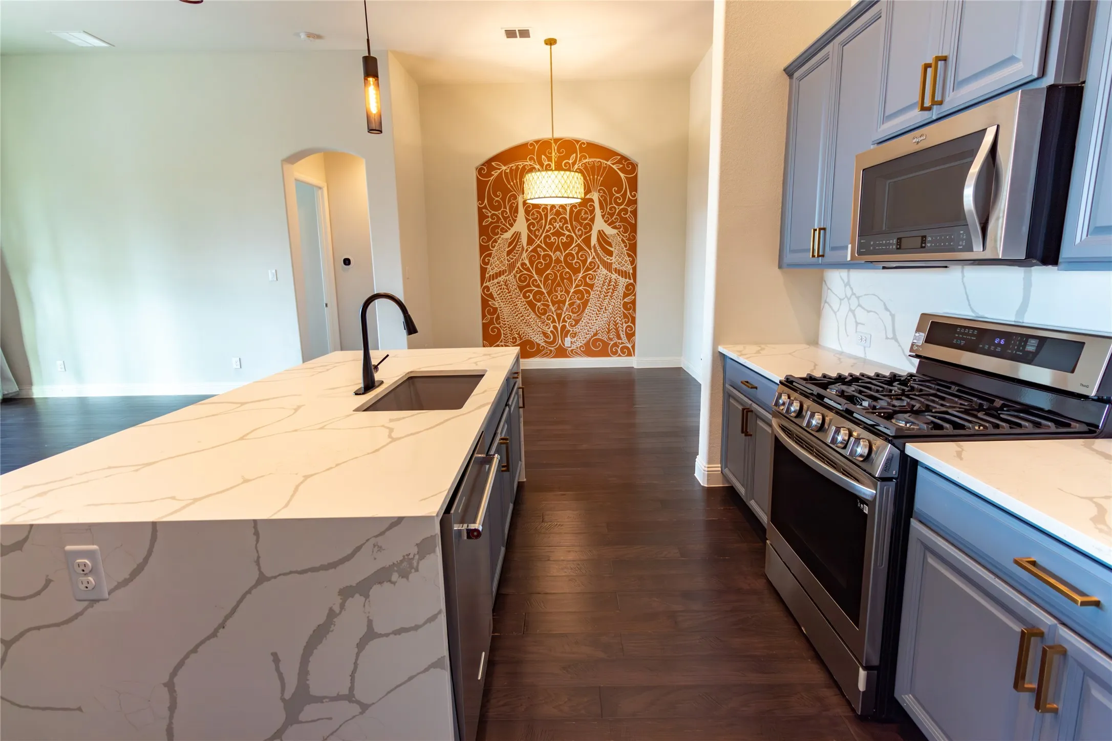 Single Family Residence For Rent in Denton County , 720 Field Crossing, Little Elm, Texas 76227, 3 Bedroom, 2 Bathroom, 2 Garage spaces, 1,930 Sqft, built in 2016, mls#21277462, Real Estate Agent in Little Elm, Homes For Rent in Denton county, Homes For Rent in Little Elm, Realtor in Little Elm Texas, Real Estate Brokerage Independent Realty Texas, Luminita Cordes Realtor