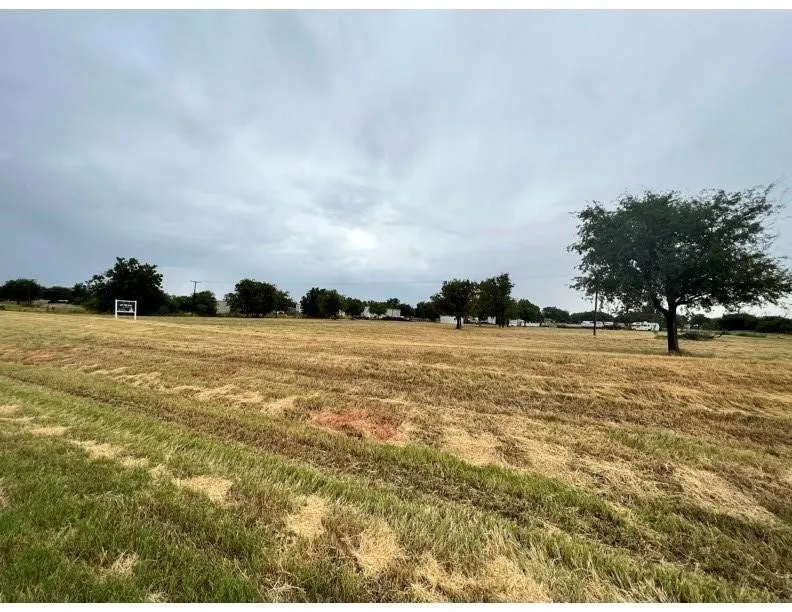 Unimproved Land For Sale in Baylor County , . S East Street, Seymour, Texas 76380, 0, 0, Garage spaces, 0 Sqft, built in 0, Price $99,999, mls#21294900, Real Estate Agent in Seymour, Homes For Sale in Baylor county, Homes For Sale in Seymour, Realtor in Seymour Texas, Real Estate Brokerage Independent Realty Texas, Luminita Cordes Realtor