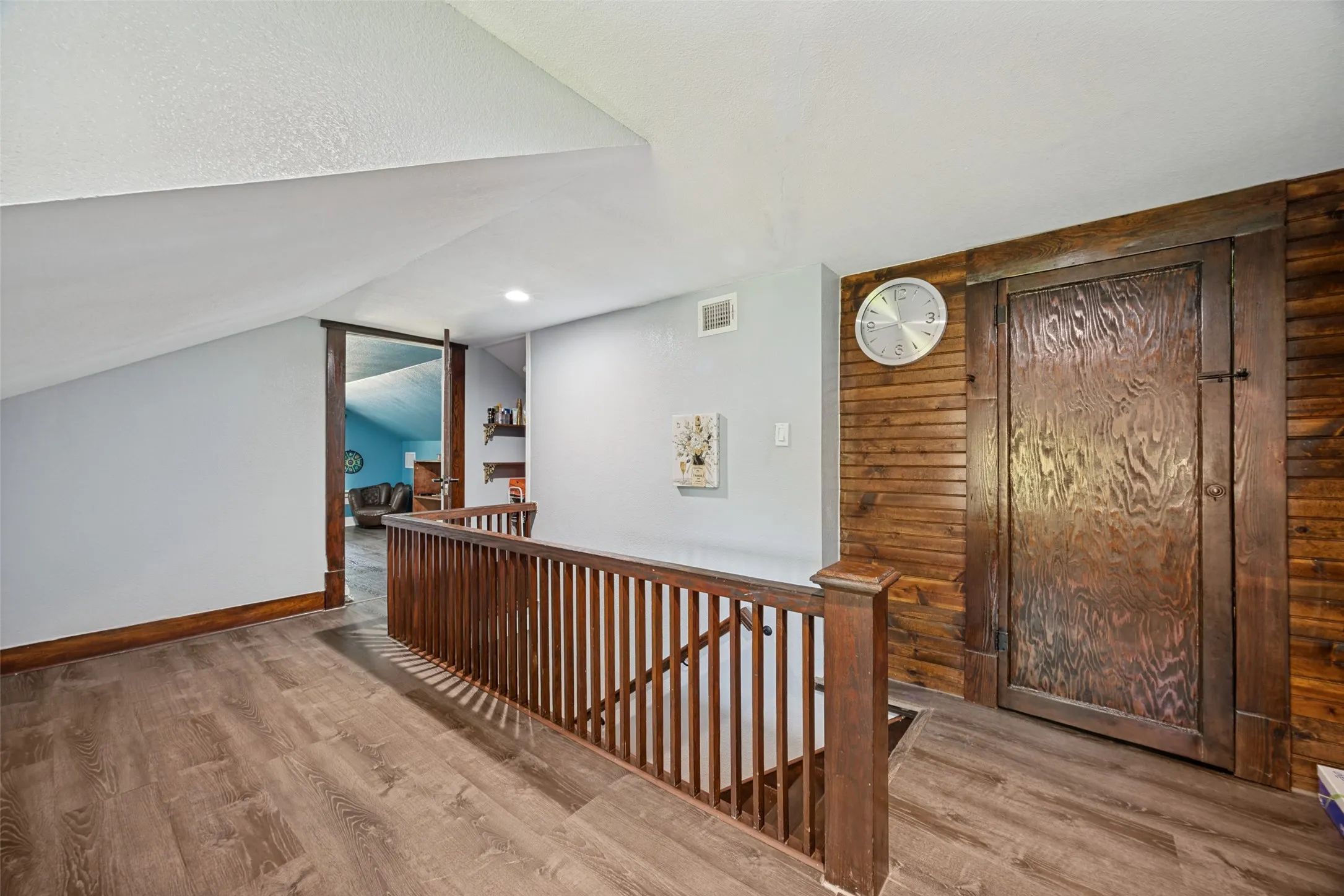 Single Family Residence For Sale in Grayson County , 311 W Acheson Street, Denison, Texas 75020, 4 Bedroom, 3 Bathroom, Garage spaces, 1,316 Sqft, built in 1930, mls#21291198, Real Estate Agent in Denison, Homes For Sale in Grayson county, Homes For Sale in Denison, Realtor in Denison Texas, Real Estate Brokerage Independent Realty Texas, Luminita Cordes Realtor
