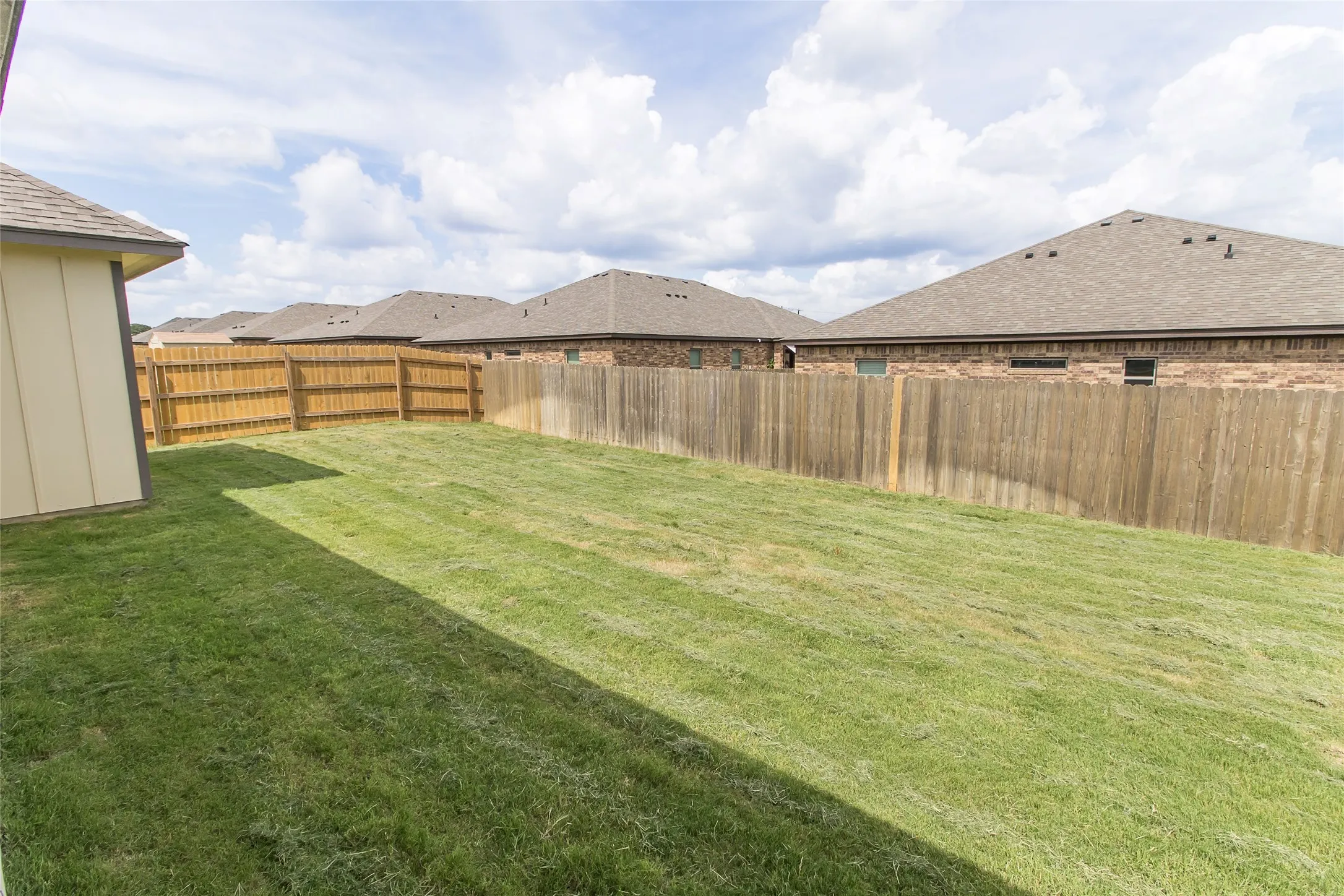 Single Family Residence For Sale in Bell County , 1834 Saddlebred Loop, Harker Heights, Texas 76548, 4 Bedroom, 3 Bathroom, 3 Garage spaces, 2,438 Sqft, built in 2024, mls#21292044, Real Estate Agent in Harker Heights, Homes For Sale in Bell county, Homes For Sale in Harker Heights, Realtor in Harker Heights Texas, Real Estate Brokerage Independent Realty Texas, Luminita Cordes Realtor