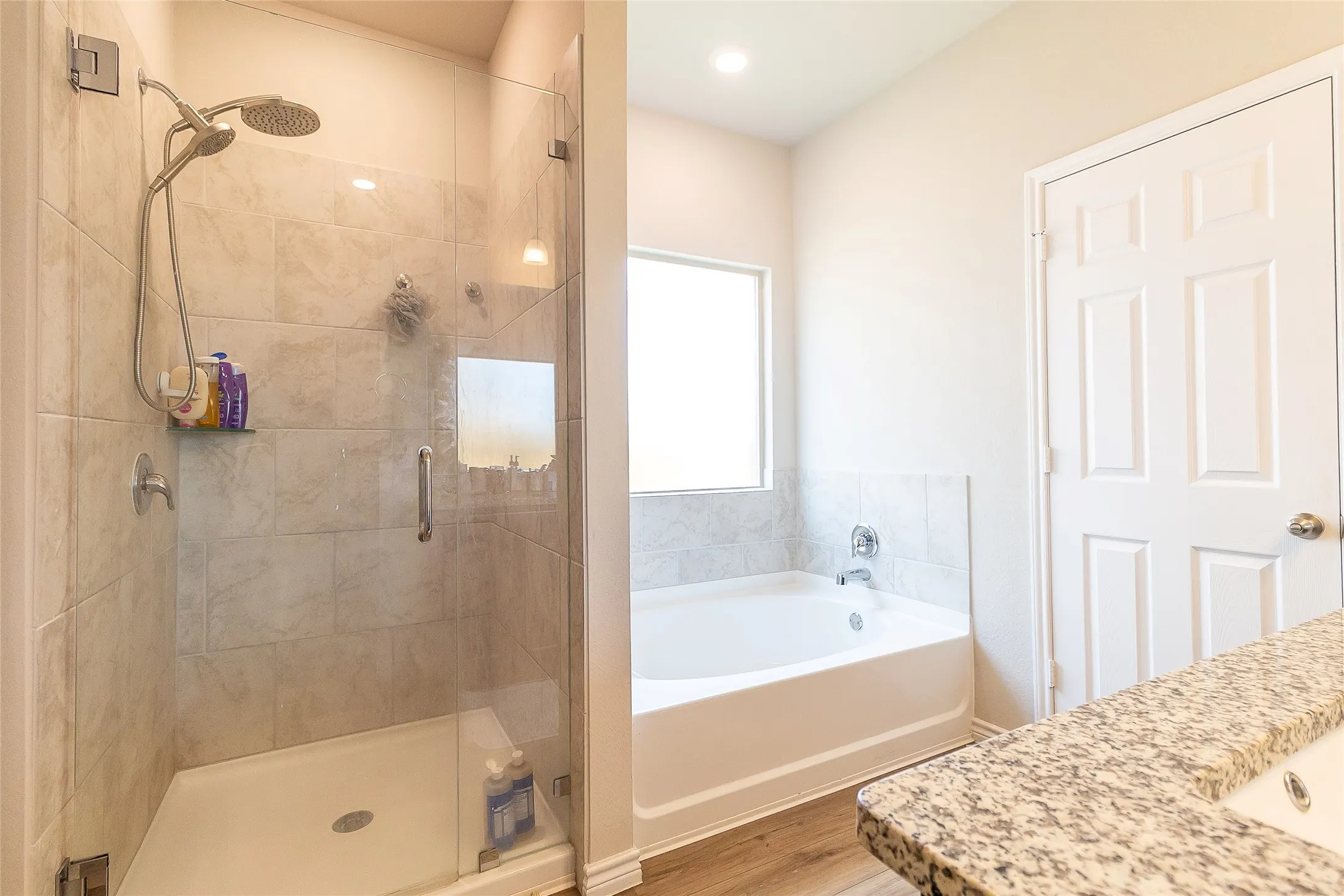 Single Family Residence For Sale in Bell County , 1834 Saddlebred Loop, Harker Heights, Texas 76548, 4 Bedroom, 3 Bathroom, 3 Garage spaces, 2,438 Sqft, built in 2024, mls#21292044, Real Estate Agent in Harker Heights, Homes For Sale in Bell county, Homes For Sale in Harker Heights, Realtor in Harker Heights Texas, Real Estate Brokerage Independent Realty Texas, Luminita Cordes Realtor