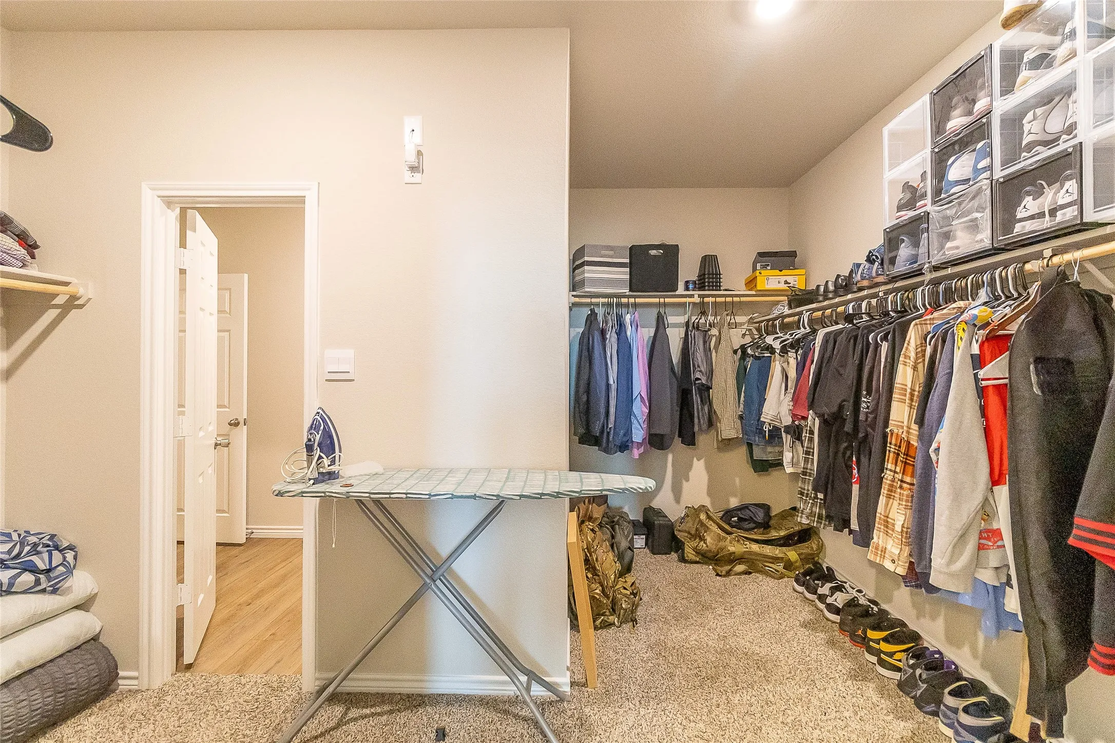 Single Family Residence For Sale in Bell County , 1834 Saddlebred Loop, Harker Heights, Texas 76548, 4 Bedroom, 3 Bathroom, 3 Garage spaces, 2,438 Sqft, built in 2024, mls#21292044, Real Estate Agent in Harker Heights, Homes For Sale in Bell county, Homes For Sale in Harker Heights, Realtor in Harker Heights Texas, Real Estate Brokerage Independent Realty Texas, Luminita Cordes Realtor