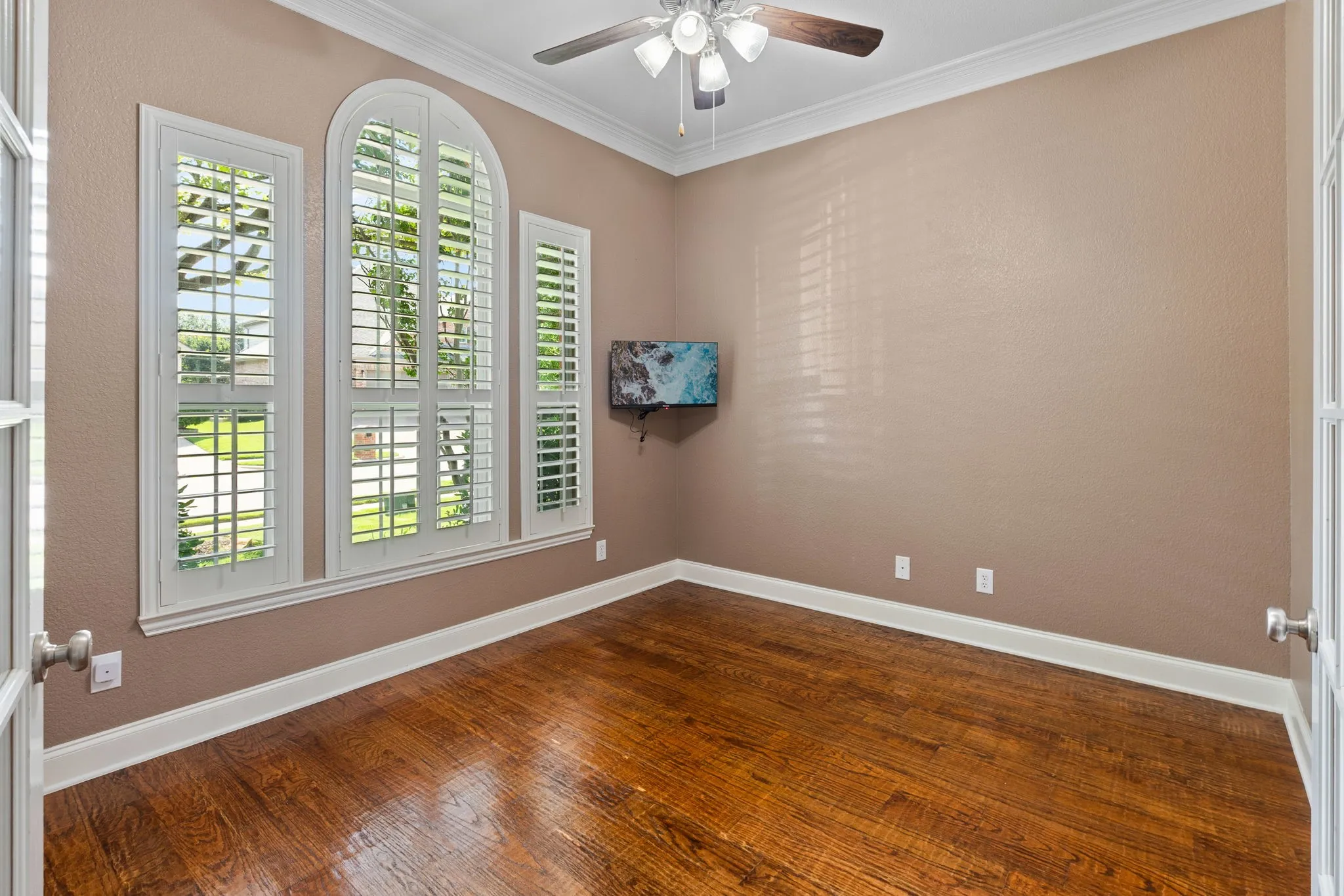 Single Family Residence For Sale in Collin County , 3308 Estes Park Lane, Mc Kinney, Texas 75070, 4 Bedroom, 4 Bathroom, 3 Garage spaces, 3,026 Sqft, built in 2006, mls#21292869, Real Estate Agent in Mc Kinney, Homes For Sale in Collin county, Homes For Sale in Mc Kinney, Realtor in Mc Kinney Texas, Real Estate Brokerage Independent Realty Texas, Luminita Cordes Realtor
