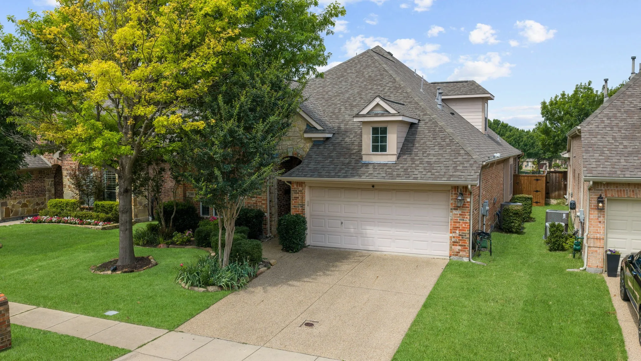 Single Family Residence For Sale in Collin County , 3308 Estes Park Lane, Mc Kinney, Texas 75070, 4 Bedroom, 4 Bathroom, 3 Garage spaces, 3,026 Sqft, built in 2006, mls#21292869, Real Estate Agent in Mc Kinney, Homes For Sale in Collin county, Homes For Sale in Mc Kinney, Realtor in Mc Kinney Texas, Real Estate Brokerage Independent Realty Texas, Luminita Cordes Realtor