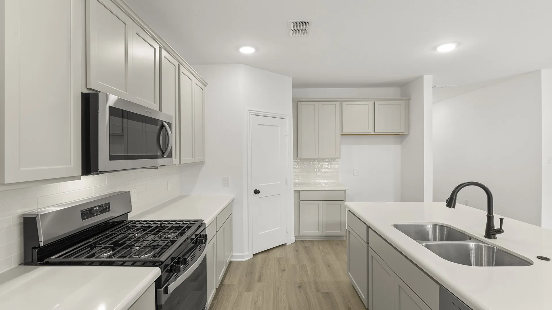 06. 461 Silent Pond - Kitchen (3)