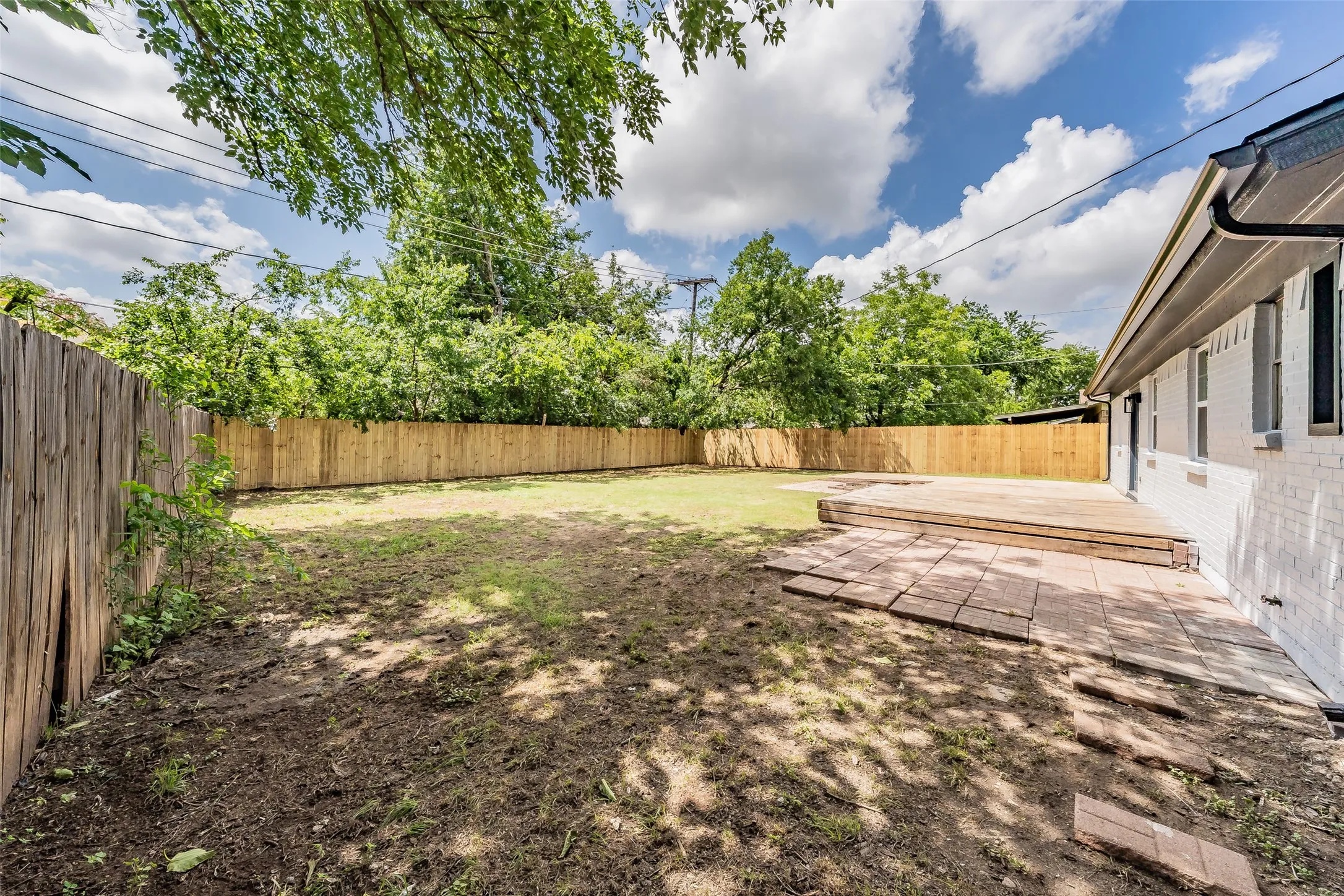 Single Family Residence For Sale in Tarrant County , 6532 Moonglow Lane, Watauga, Texas 76148, 3 Bedroom, 2 Bathroom, Garage spaces, 1,617 Sqft, built in 1970, mls#21294914, Real Estate Agent in Watauga, Homes For Sale in Tarrant county, Homes For Sale in Watauga, Realtor in Watauga Texas, Real Estate Brokerage Independent Realty Texas, Luminita Cordes Realtor