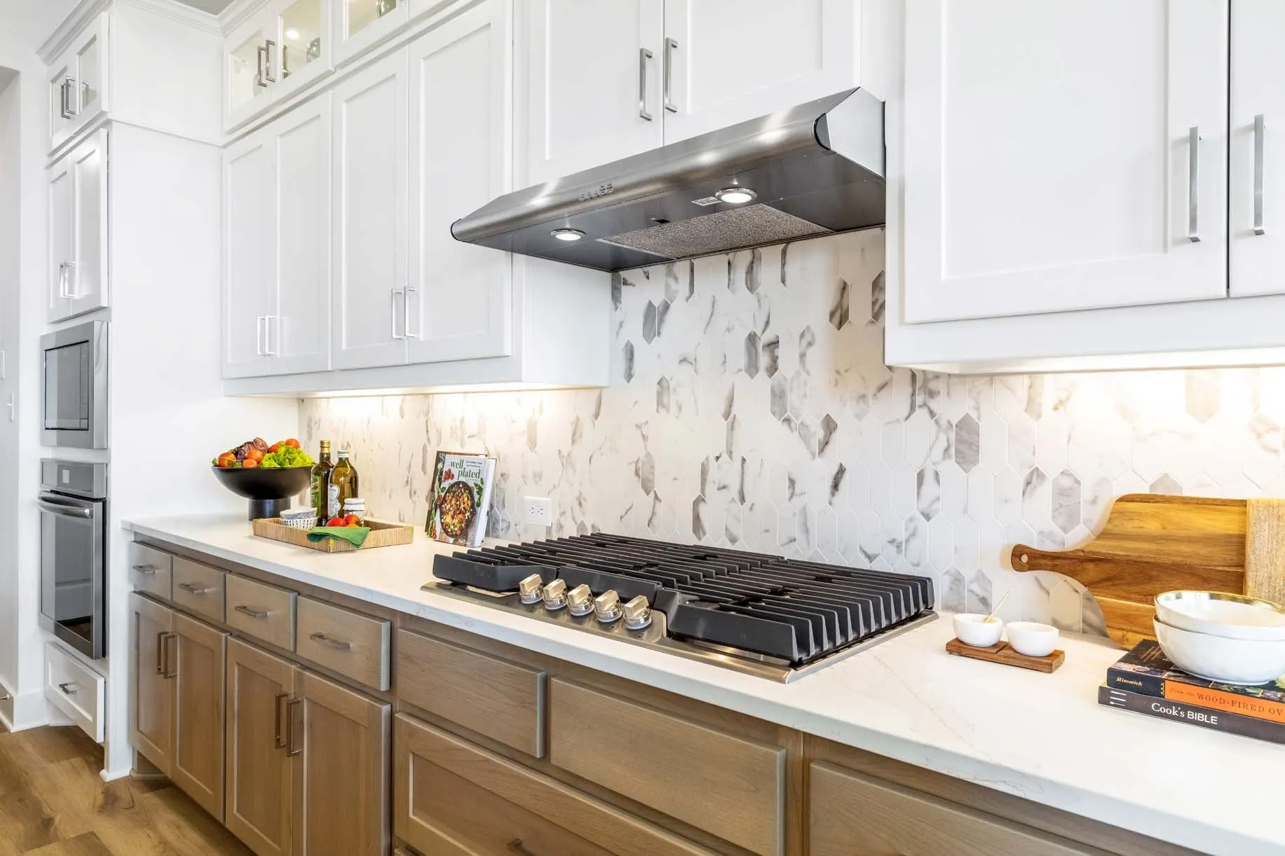 Single Family Residence For Sale in Ellis County , 340 Lacy Oak Lane, Waxahachie, Texas 75165, 4 Bedroom, 4 Bathroom, 3 Garage spaces, 2,822 Sqft, built in 2023, mls#21294673, Real Estate Agent in Waxahachie, Homes For Sale in Ellis county, Homes For Sale in Waxahachie, Realtor in Waxahachie Texas, Real Estate Brokerage Independent Realty Texas, Luminita Cordes Realtor