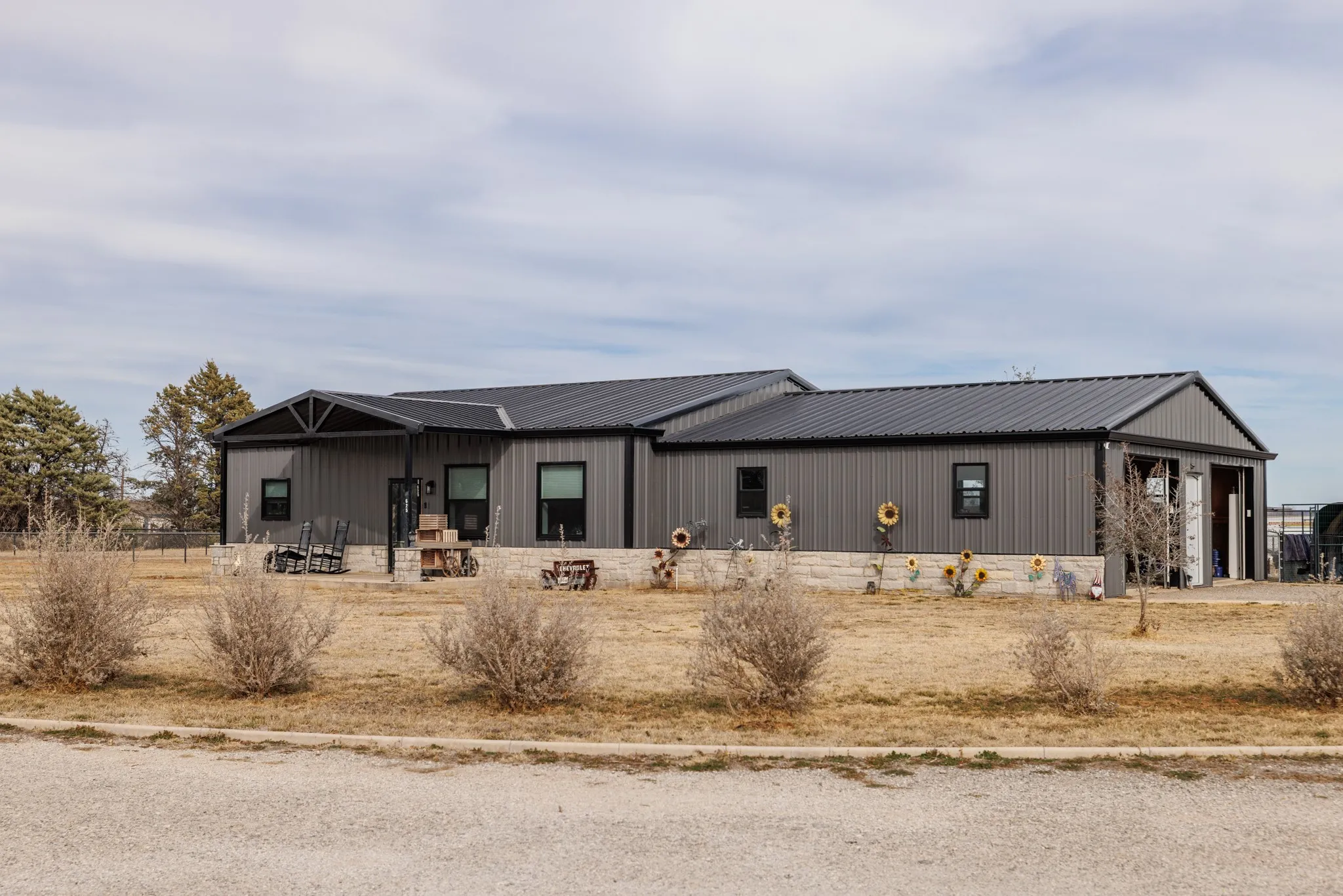 Single Family Residence For Sale in Taylor County , 625 County Road 274, Tuscola, Texas 79562, 3 Bedroom, 4 Bathroom, 2 Garage spaces, 2,620 Sqft, built in 2023, mls#21284874, Real Estate Agent in Tuscola, Homes For Sale in Taylor county, Homes For Sale in Tuscola, Realtor in Tuscola Texas, Real Estate Brokerage Independent Realty Texas, Luminita Cordes Realtor