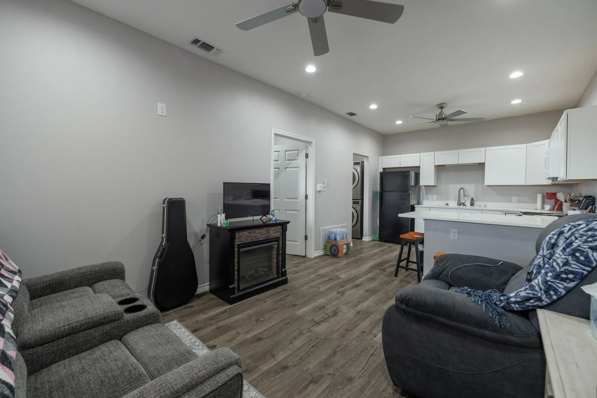Single Family Residence For Sale in Taylor County , 625 County Road 274, Tuscola, Texas 79562, 3 Bedroom, 4 Bathroom, 2 Garage spaces, 2,620 Sqft, built in 2023, mls#21284874, Real Estate Agent in Tuscola, Homes For Sale in Taylor county, Homes For Sale in Tuscola, Realtor in Tuscola Texas, Real Estate Brokerage Independent Realty Texas, Luminita Cordes Realtor