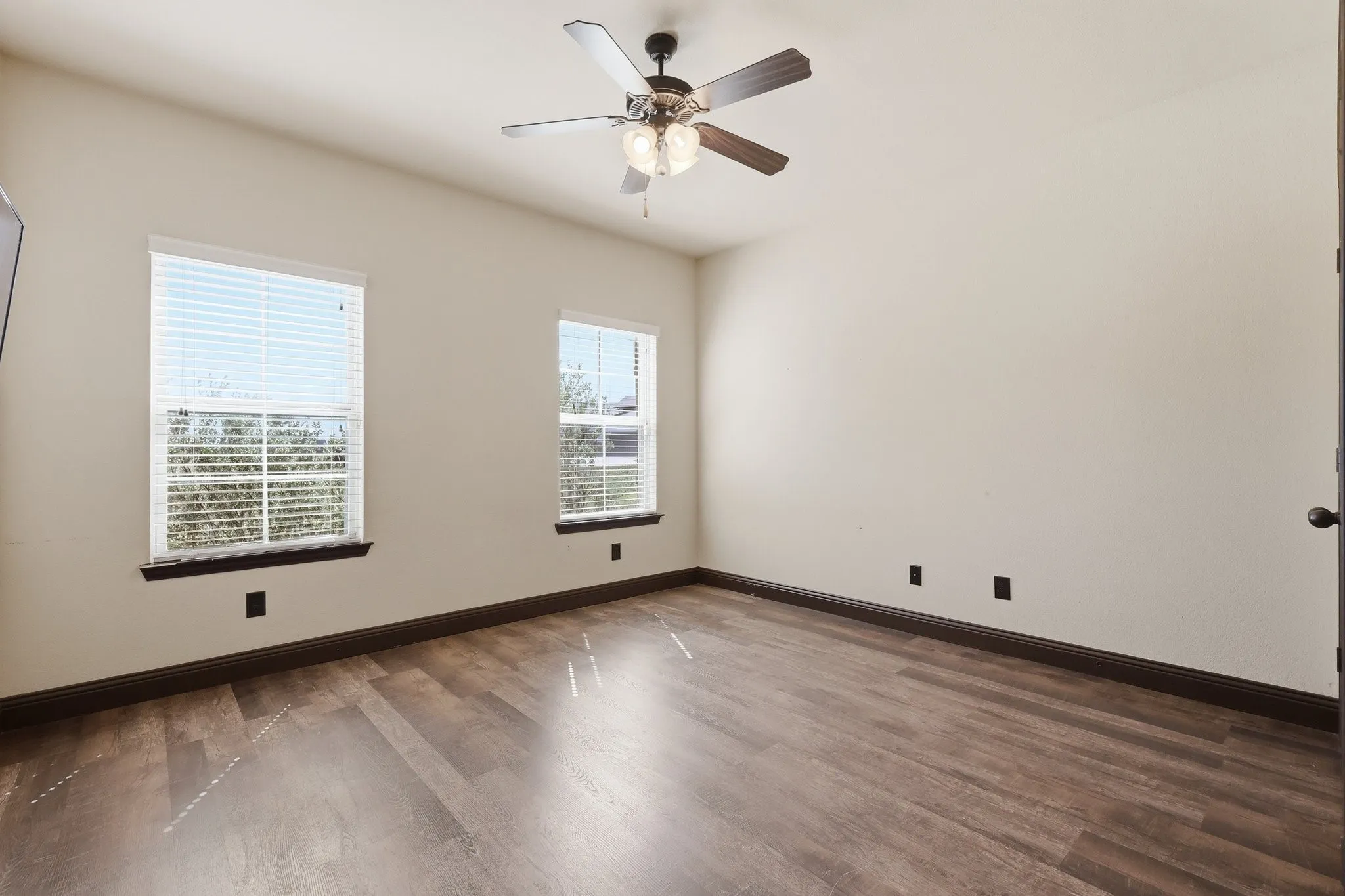 Single Family Residence For Sale in Denton County , 11480 Chisum Road, Sanger, Texas 76266, 4 Bedroom, 3 Bathroom, Garage spaces, 2,469 Sqft, built in 2013, mls#21293390, Real Estate Agent in Sanger, Homes For Sale in Denton county, Homes For Sale in Sanger, Realtor in Sanger Texas, Real Estate Brokerage Independent Realty Texas, Luminita Cordes Realtor