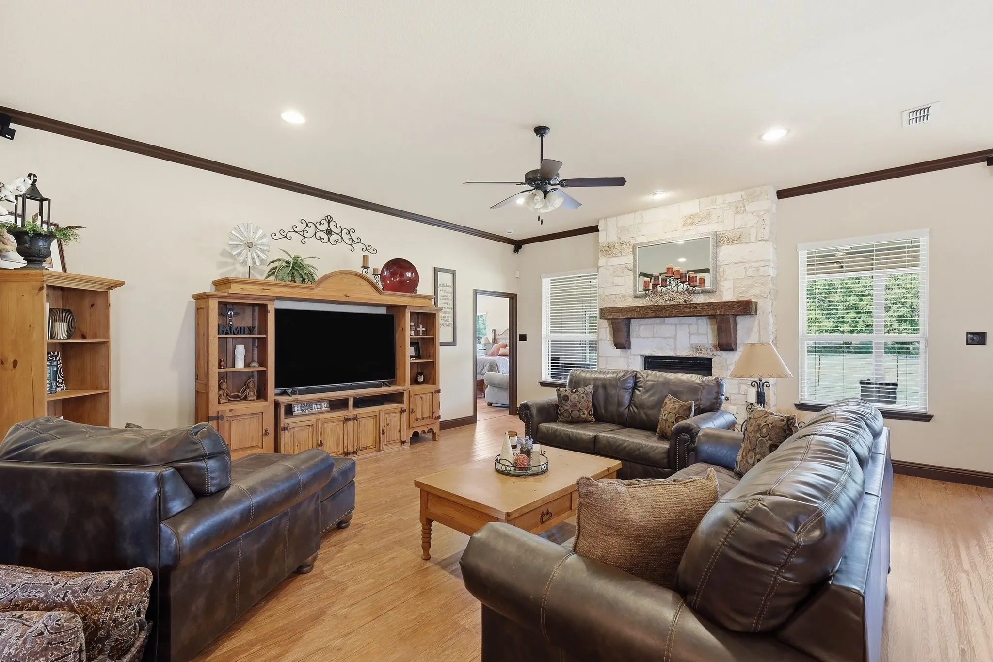 Single Family Residence For Sale in Denton County , 11480 Chisum Road, Sanger, Texas 76266, 4 Bedroom, 3 Bathroom, Garage spaces, 2,469 Sqft, built in 2013, mls#21293390, Real Estate Agent in Sanger, Homes For Sale in Denton county, Homes For Sale in Sanger, Realtor in Sanger Texas, Real Estate Brokerage Independent Realty Texas, Luminita Cordes Realtor