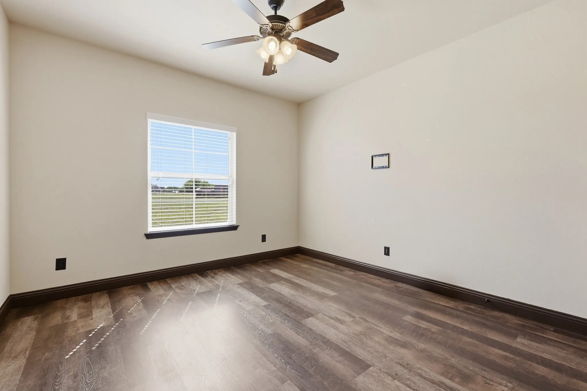 Single Family Residence For Sale in Denton County , 11480 Chisum Road, Sanger, Texas 76266, 4 Bedroom, 3 Bathroom, Garage spaces, 2,469 Sqft, built in 2013, mls#21293390, Real Estate Agent in Sanger, Homes For Sale in Denton county, Homes For Sale in Sanger, Realtor in Sanger Texas, Real Estate Brokerage Independent Realty Texas, Luminita Cordes Realtor