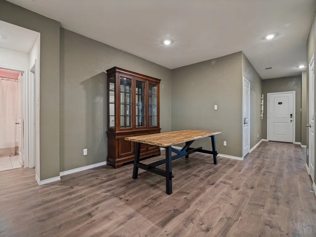 Single Family Residence For Sale in Hunt County , 709 Darlington Oak Avenue, Royse City, Texas 75189, 4 Bedroom, 3 Bathroom, 2 Garage spaces, 2,088 Sqft, built in 2020, mls#21294988, Real Estate Agent in Royse City, Homes For Sale in Hunt county, Homes For Sale in Royse City, Realtor in Royse City Texas, Real Estate Brokerage Independent Realty Texas, Luminita Cordes Realtor