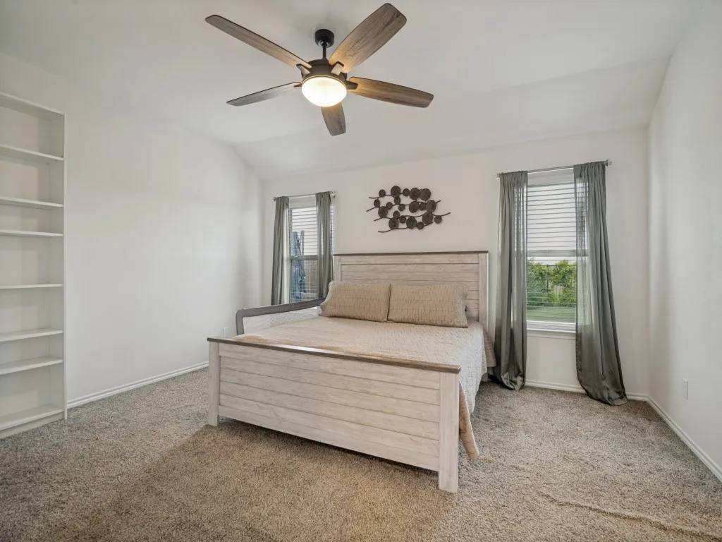 Single Family Residence For Sale in Hunt County , 709 Darlington Oak Avenue, Royse City, Texas 75189, 4 Bedroom, 3 Bathroom, 2 Garage spaces, 2,088 Sqft, built in 2020, mls#21294988, Real Estate Agent in Royse City, Homes For Sale in Hunt county, Homes For Sale in Royse City, Realtor in Royse City Texas, Real Estate Brokerage Independent Realty Texas, Luminita Cordes Realtor