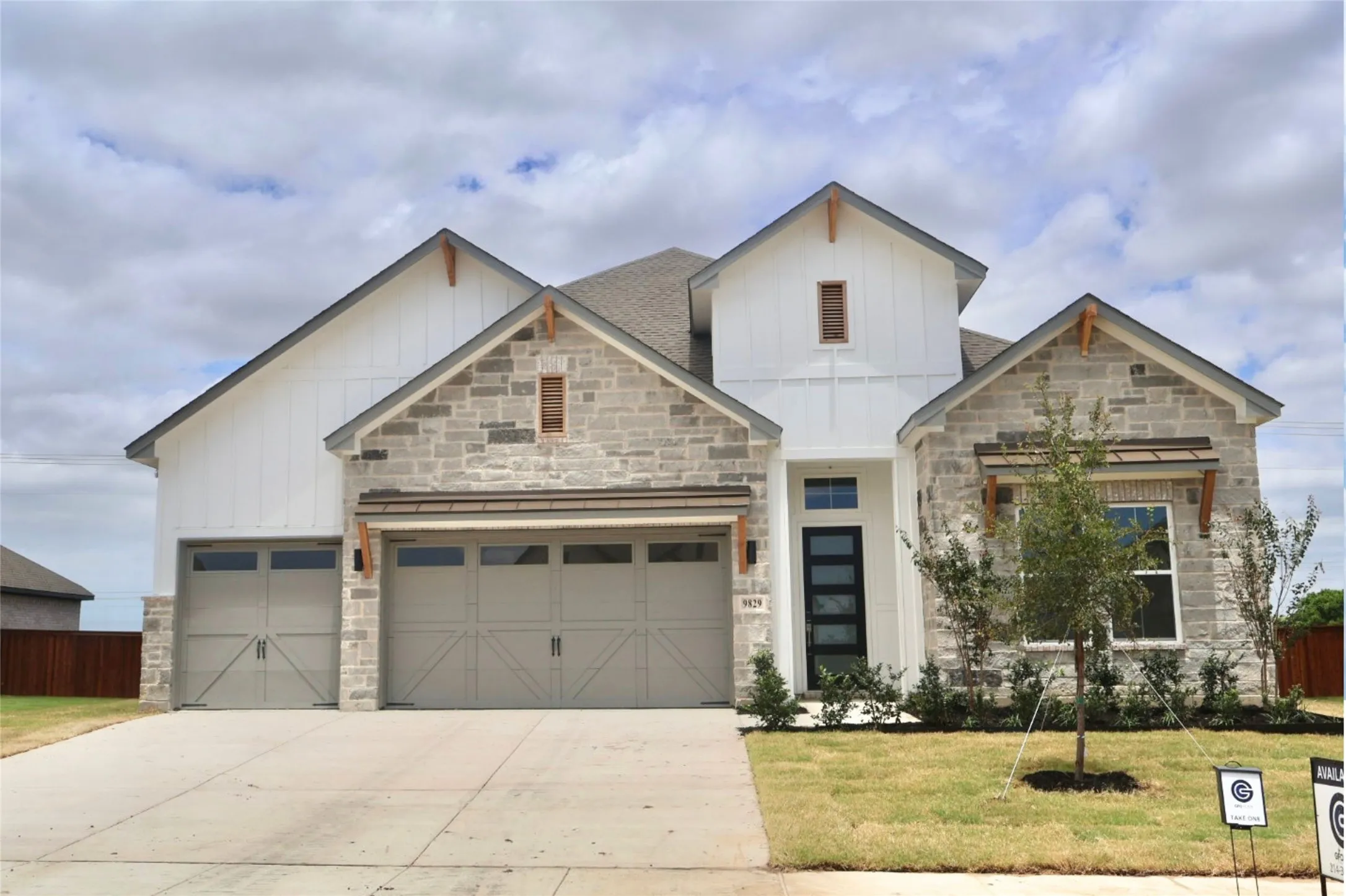 Single Family Residence For Sale in Kaufman County , 9829 Palermo Lane, Mesquite, Texas 75126, 4 Bedroom, 3 Bathroom, 3 Garage spaces, 2,813 Sqft, built in 2026, mls#21295001, Real Estate Agent in Mesquite, Homes For Sale in Kaufman county, Homes For Sale in Mesquite, Realtor in Mesquite Texas, Real Estate Brokerage Independent Realty Texas, Luminita Cordes Realtor