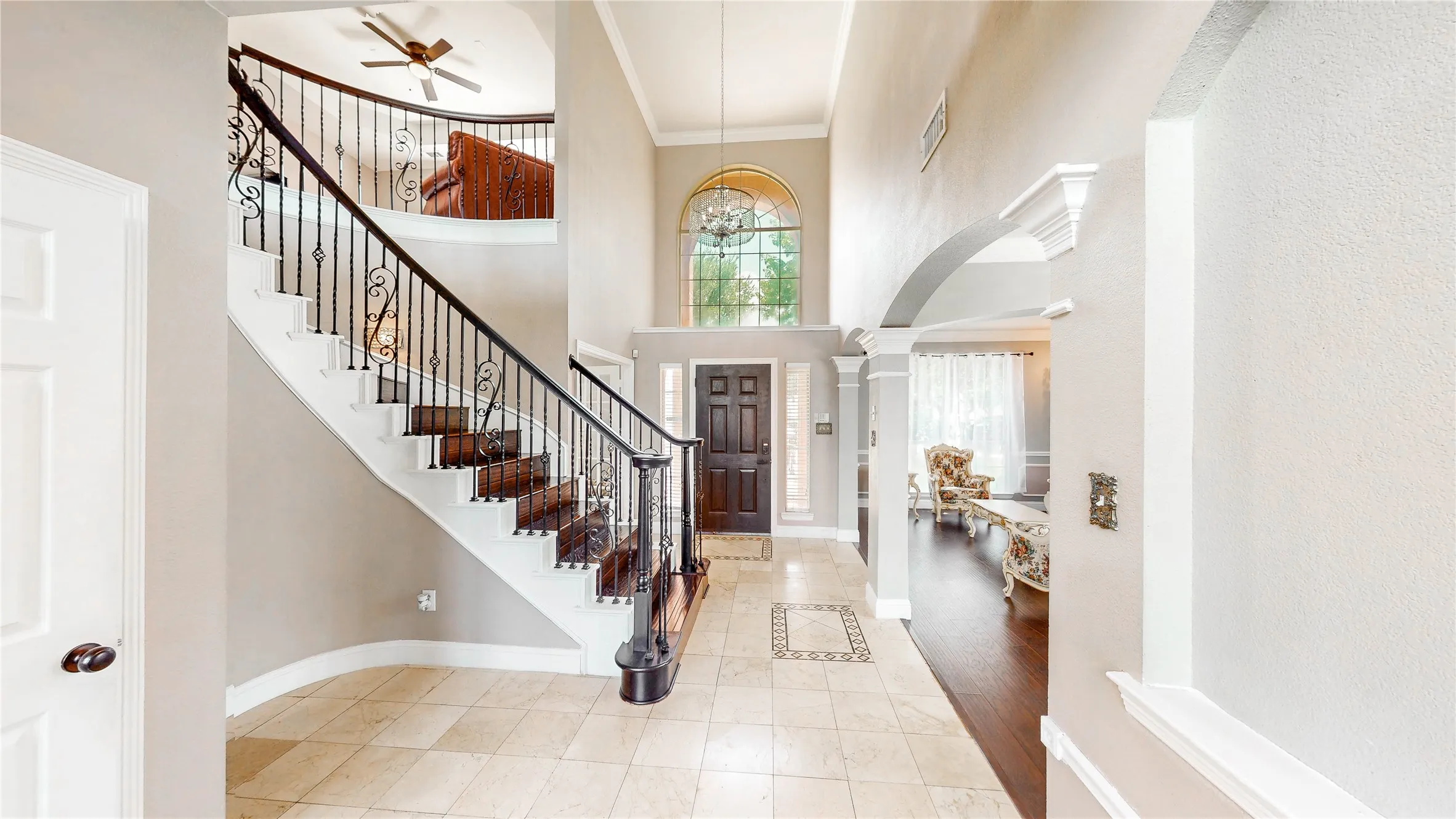 Single Family Residence For Sale in Denton County , 6120 Cobble Trail, Flower Mound, Texas 75028, 4 Bedroom, 4 Bathroom, 3 Garage spaces, 3,479 Sqft, built in 2001, mls#21294993, Real Estate Agent in Flower Mound, Homes For Sale in Denton county, Homes For Sale in Flower Mound, Realtor in Flower Mound Texas, Real Estate Brokerage Independent Realty Texas, Luminita Cordes Realtor