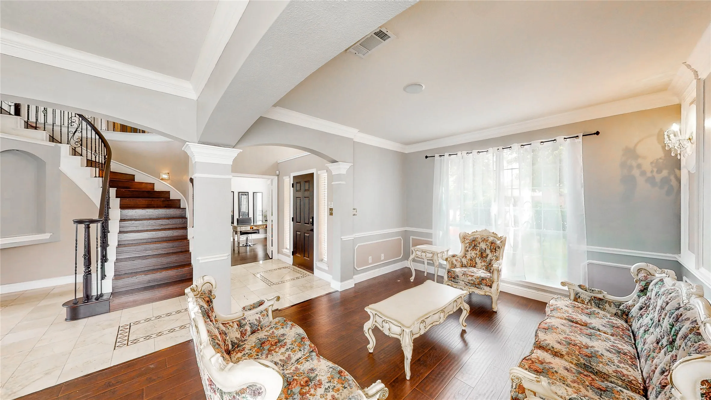 Single Family Residence For Sale in Denton County , 6120 Cobble Trail, Flower Mound, Texas 75028, 4 Bedroom, 4 Bathroom, 3 Garage spaces, 3,479 Sqft, built in 2001, mls#21294993, Real Estate Agent in Flower Mound, Homes For Sale in Denton county, Homes For Sale in Flower Mound, Realtor in Flower Mound Texas, Real Estate Brokerage Independent Realty Texas, Luminita Cordes Realtor