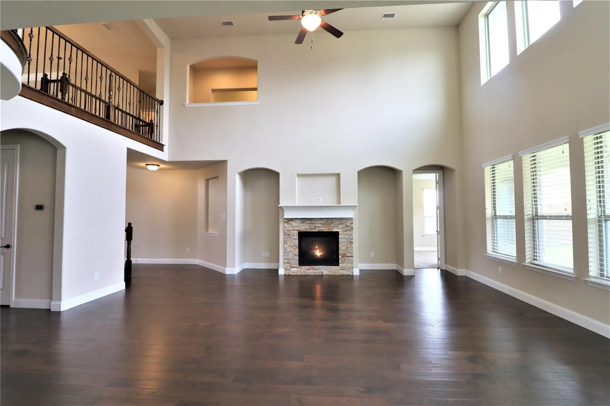 Single Family Residence For Rent in Denton County , 1156 Roma Drive, Frisco, Texas 75036, 5 Bedroom, 4 Bathroom, 2 Garage spaces, 4,174 Sqft, built in 2015, mls#21295031, Real Estate Agent in Frisco, Homes For Rent in Denton county, Homes For Rent in Frisco, Realtor in Frisco Texas, Real Estate Brokerage Independent Realty Texas, Luminita Cordes Realtor