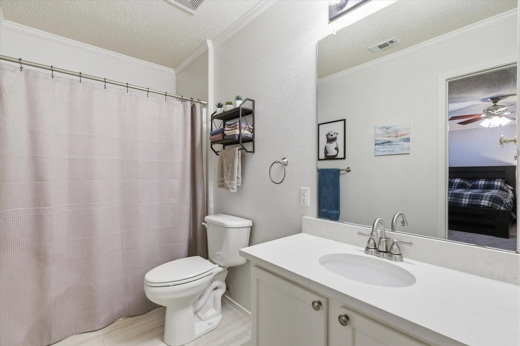 Single Family Residence For Sale in Denton County , 5036 Nautical Lane, Denton, Texas 76210, 4 Bedroom, 4 Bathroom, 2 Garage spaces, 2,956 Sqft, built in 2001, mls#21295019, Real Estate Agent in Denton, Homes For Sale in Denton county, Homes For Sale in Denton, Realtor in Denton Texas, Real Estate Brokerage Independent Realty Texas, Luminita Cordes Realtor