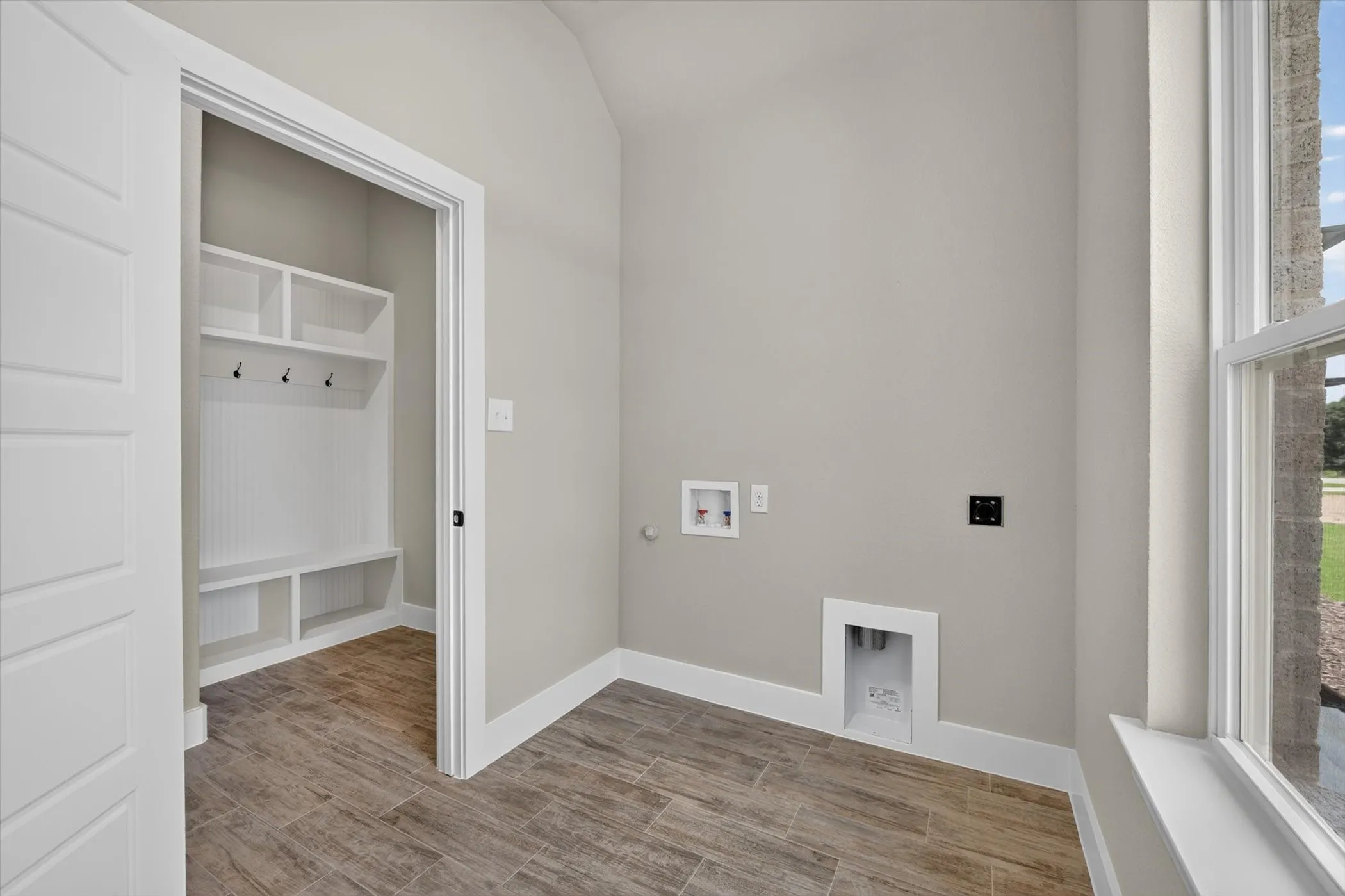 Single Family Residence For Sale in Parker County , 1026 Colt Road, Springtown, Texas 76082, 3 Bedroom, 2 Bathroom, 2 Garage spaces, 2,068 Sqft, built in 2026, mls#21295043, Real Estate Agent in Springtown, Homes For Sale in Parker county, Homes For Sale in Springtown, Realtor in Springtown Texas, Real Estate Brokerage Independent Realty Texas, Luminita Cordes Realtor