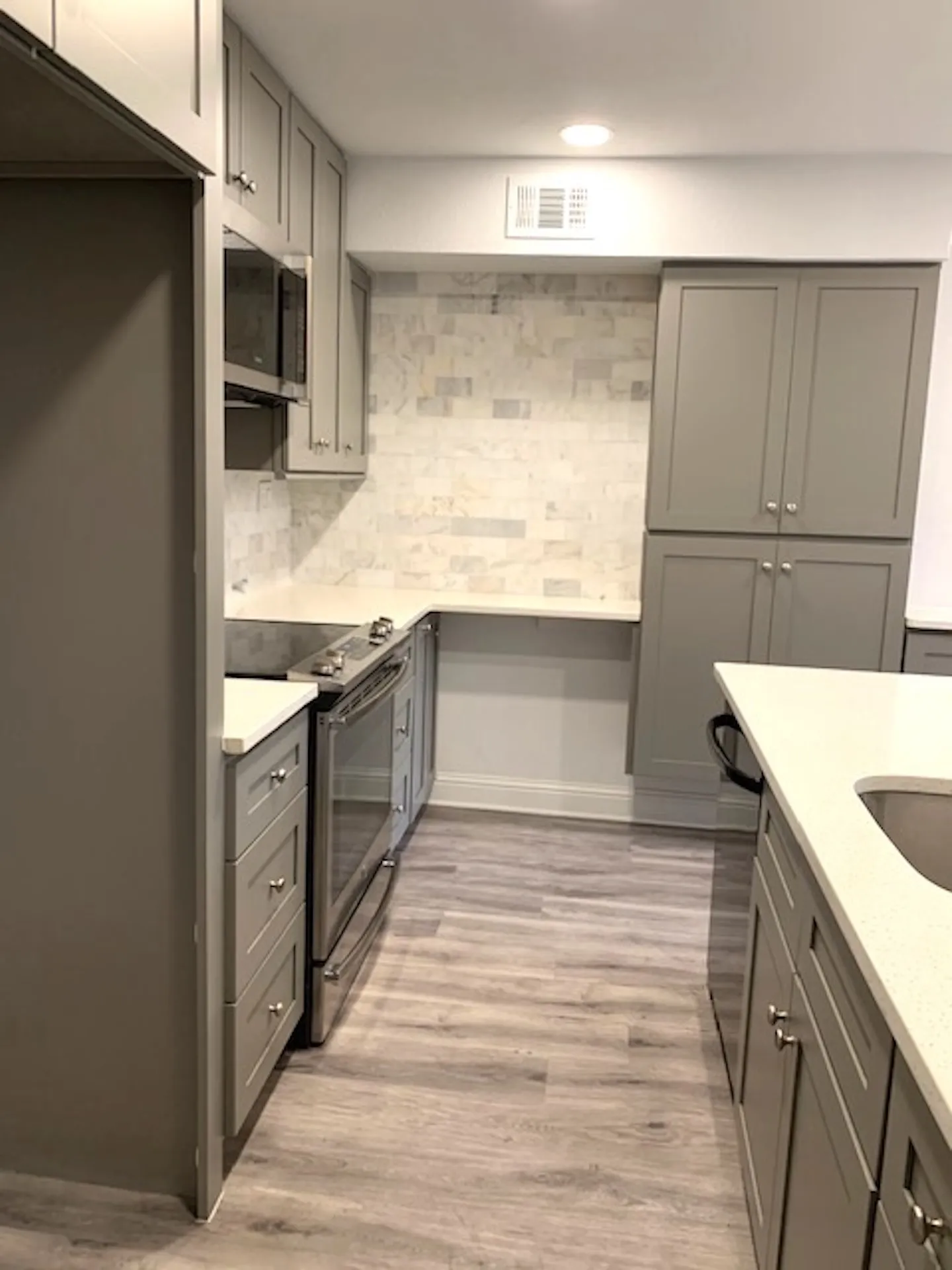 Condominium For Rent in Dallas County , 16301 Ledgemont Lane 101, Addison, Texas 75001, 2 Bedroom, 2 Bathroom, Garage spaces, 1,076 Sqft, built in 1982, mls#21294888, Real Estate Agent in Addison, Homes For Rent in Dallas county, Homes For Rent in Addison, Realtor in Addison Texas, Real Estate Brokerage Independent Realty Texas, Luminita Cordes Realtor