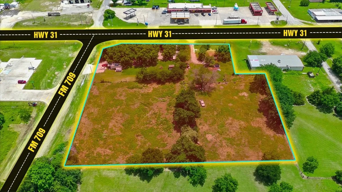 Expansive undeveloped land parcel