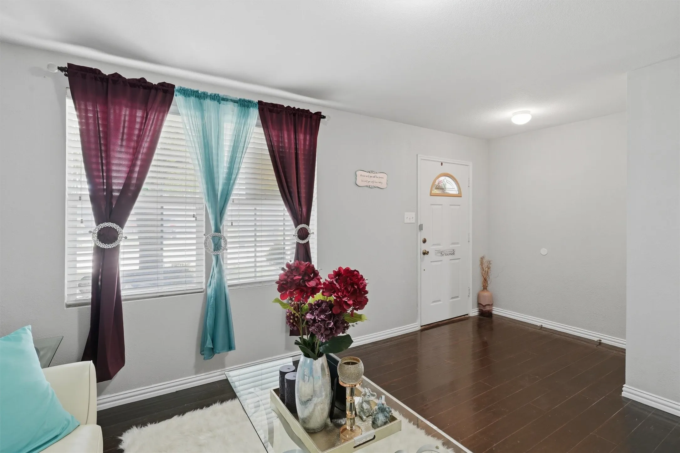 Single Family Residence For Sale in Tarrant County , 9024 Penny Lane, Fort Worth, Texas 76123, 5 Bedroom, 3 Bathroom, 2 Garage spaces, 3,488 Sqft, built in 2006, mls#21271929, Real Estate Agent in Fort Worth, Homes For Sale in Tarrant county, Homes For Sale in Fort Worth, Realtor in Fort Worth Texas, Real Estate Brokerage Independent Realty Texas, Luminita Cordes Realtor