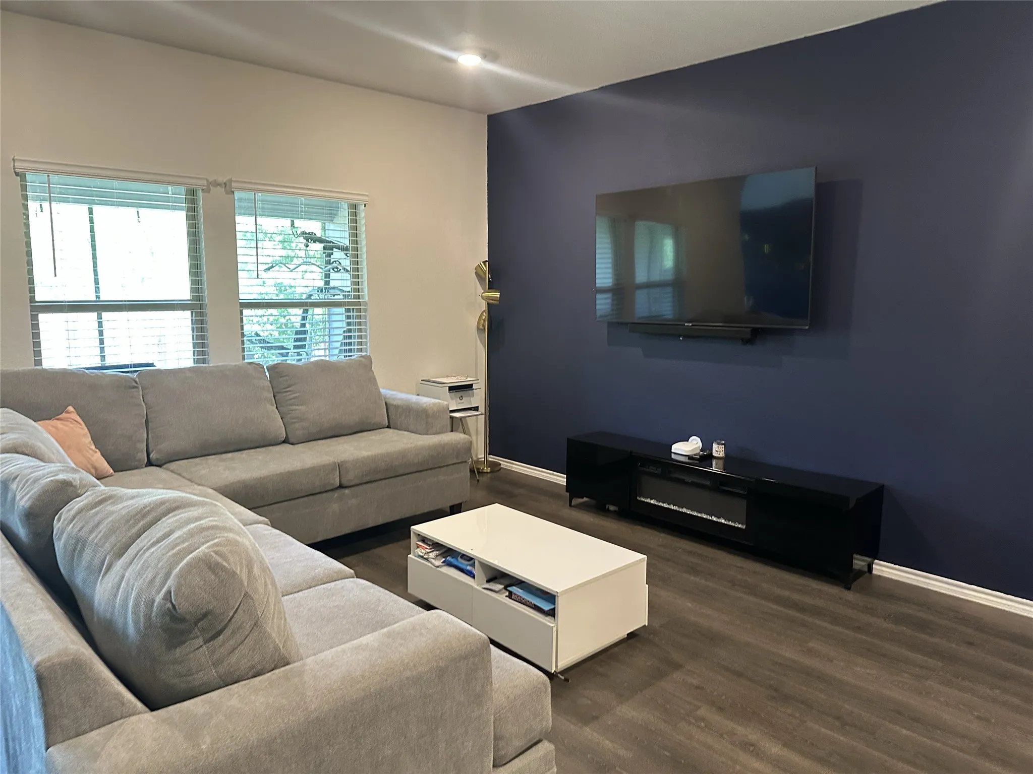Single Family Residence For Rent in Hunt County , 125 Smarty Jones Street, Caddo Mills, Texas 75135, 4 Bedroom, 2 Bathroom, 2 Garage spaces, 1,690 Sqft, built in 2021, mls#21293979, Real Estate Agent in Caddo Mills, Homes For Rent in Hunt county, Homes For Rent in Caddo Mills, Realtor in Caddo Mills Texas, Real Estate Brokerage Independent Realty Texas, Luminita Cordes Realtor