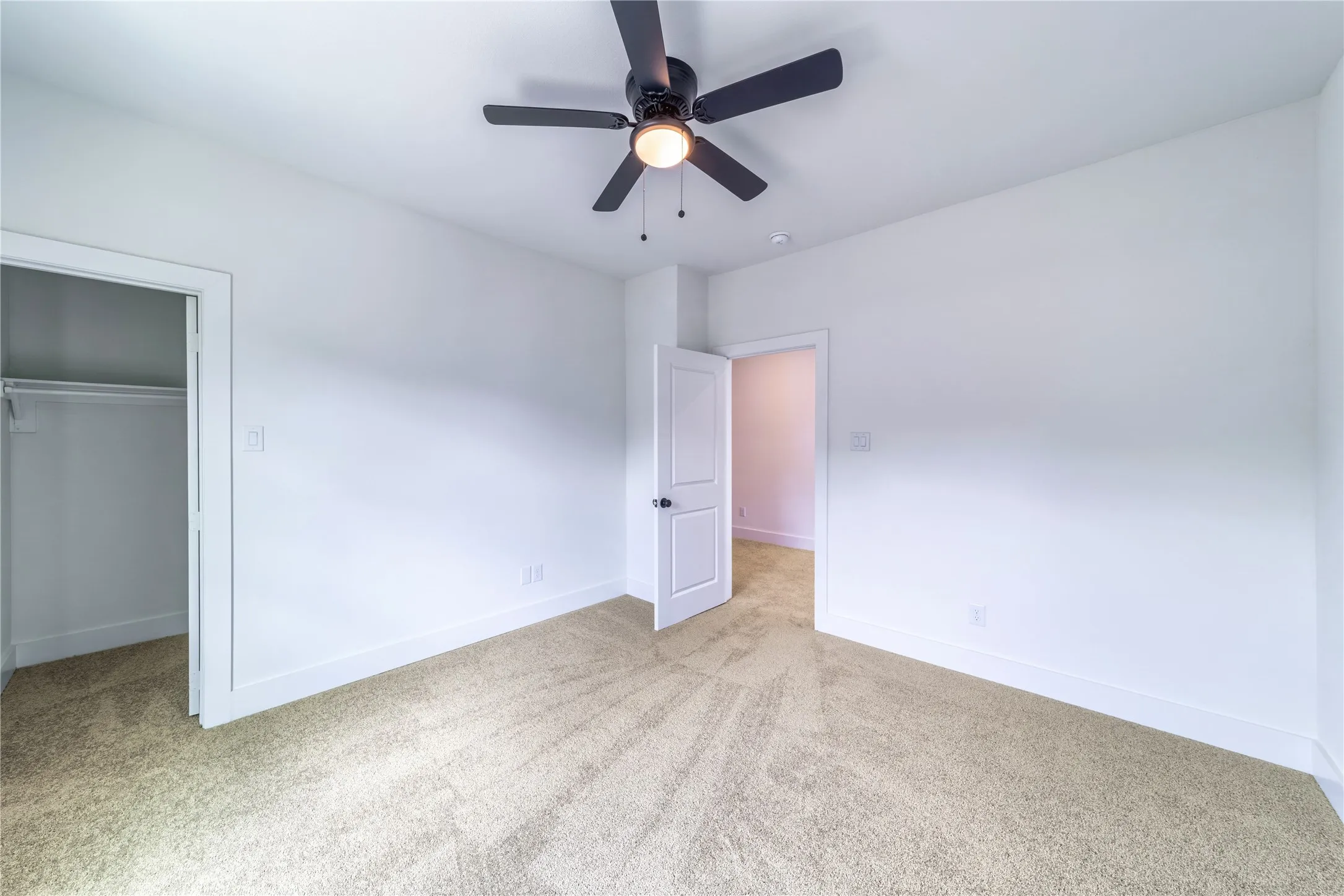 Single Family Residence For Sale in Tarrant County , 1426 Evans Avenue, Fort Worth, Texas 76104, 3 Bedroom, 3 Bathroom, 2 Garage spaces, 2,014 Sqft, built in 2024, mls#21295096, Real Estate Agent in Fort Worth, Homes For Sale in Tarrant county, Homes For Sale in Fort Worth, Realtor in Fort Worth Texas, Real Estate Brokerage Independent Realty Texas, Luminita Cordes Realtor