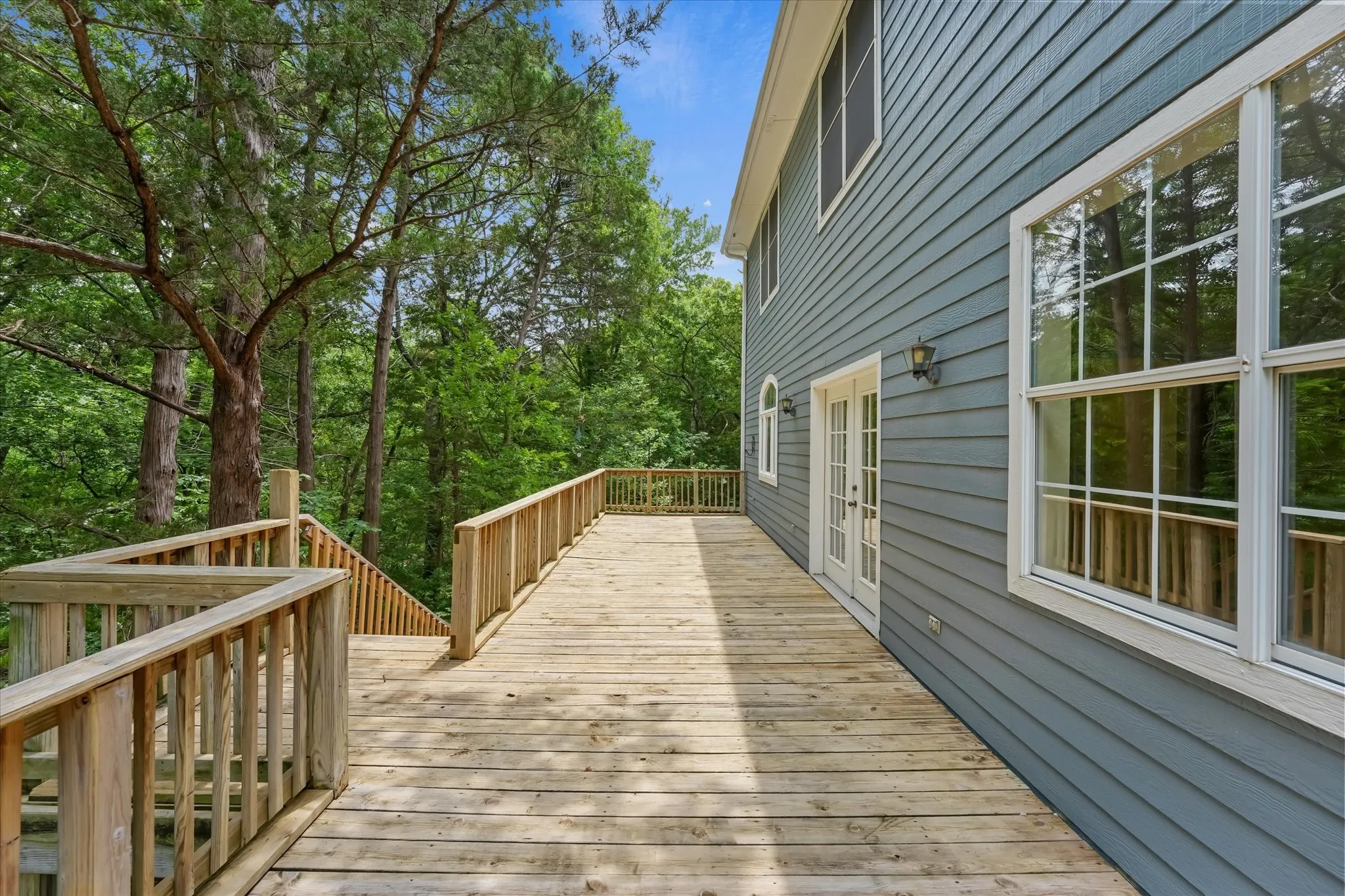 Single Family Residence For Sale in Grayson County , 202 Fox Hollow, Pottsboro, Texas 75076, 4 Bedroom, 5 Bathroom, 2 Garage spaces, 3,943 Sqft, built in 1997, mls#21288618, Real Estate Agent in Pottsboro, Homes For Sale in Grayson county, Homes For Sale in Pottsboro, Realtor in Pottsboro Texas, Real Estate Brokerage Independent Realty Texas, Luminita Cordes Realtor