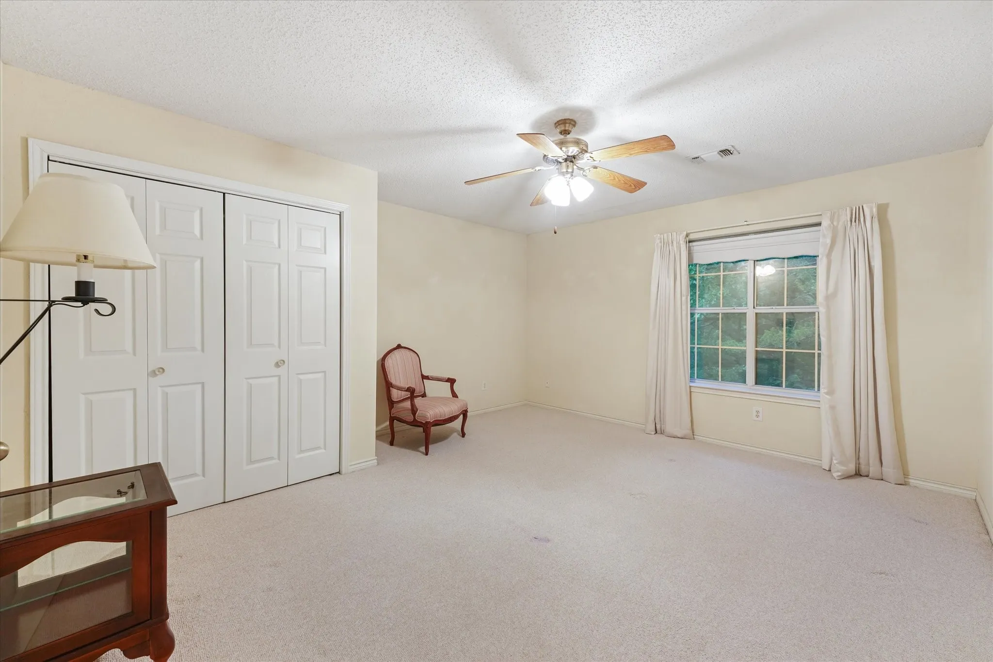 Single Family Residence For Sale in Grayson County , 202 Fox Hollow, Pottsboro, Texas 75076, 4 Bedroom, 5 Bathroom, 2 Garage spaces, 3,943 Sqft, built in 1997, mls#21288618, Real Estate Agent in Pottsboro, Homes For Sale in Grayson county, Homes For Sale in Pottsboro, Realtor in Pottsboro Texas, Real Estate Brokerage Independent Realty Texas, Luminita Cordes Realtor