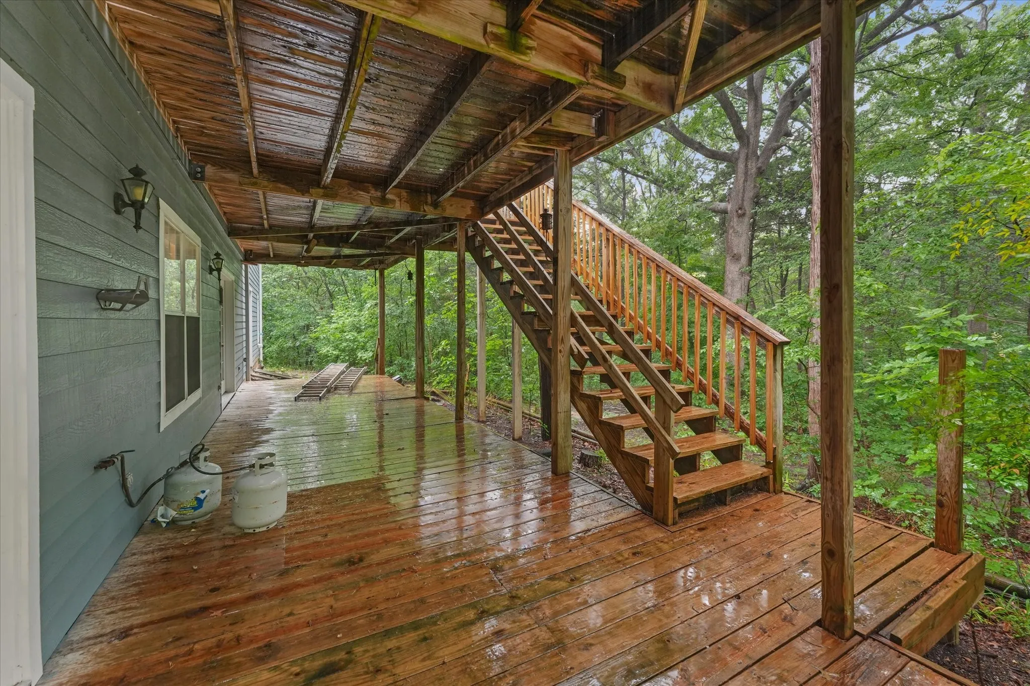 Single Family Residence For Sale in Grayson County , 202 Fox Hollow, Pottsboro, Texas 75076, 4 Bedroom, 5 Bathroom, 2 Garage spaces, 3,943 Sqft, built in 1997, mls#21288618, Real Estate Agent in Pottsboro, Homes For Sale in Grayson county, Homes For Sale in Pottsboro, Realtor in Pottsboro Texas, Real Estate Brokerage Independent Realty Texas, Luminita Cordes Realtor
