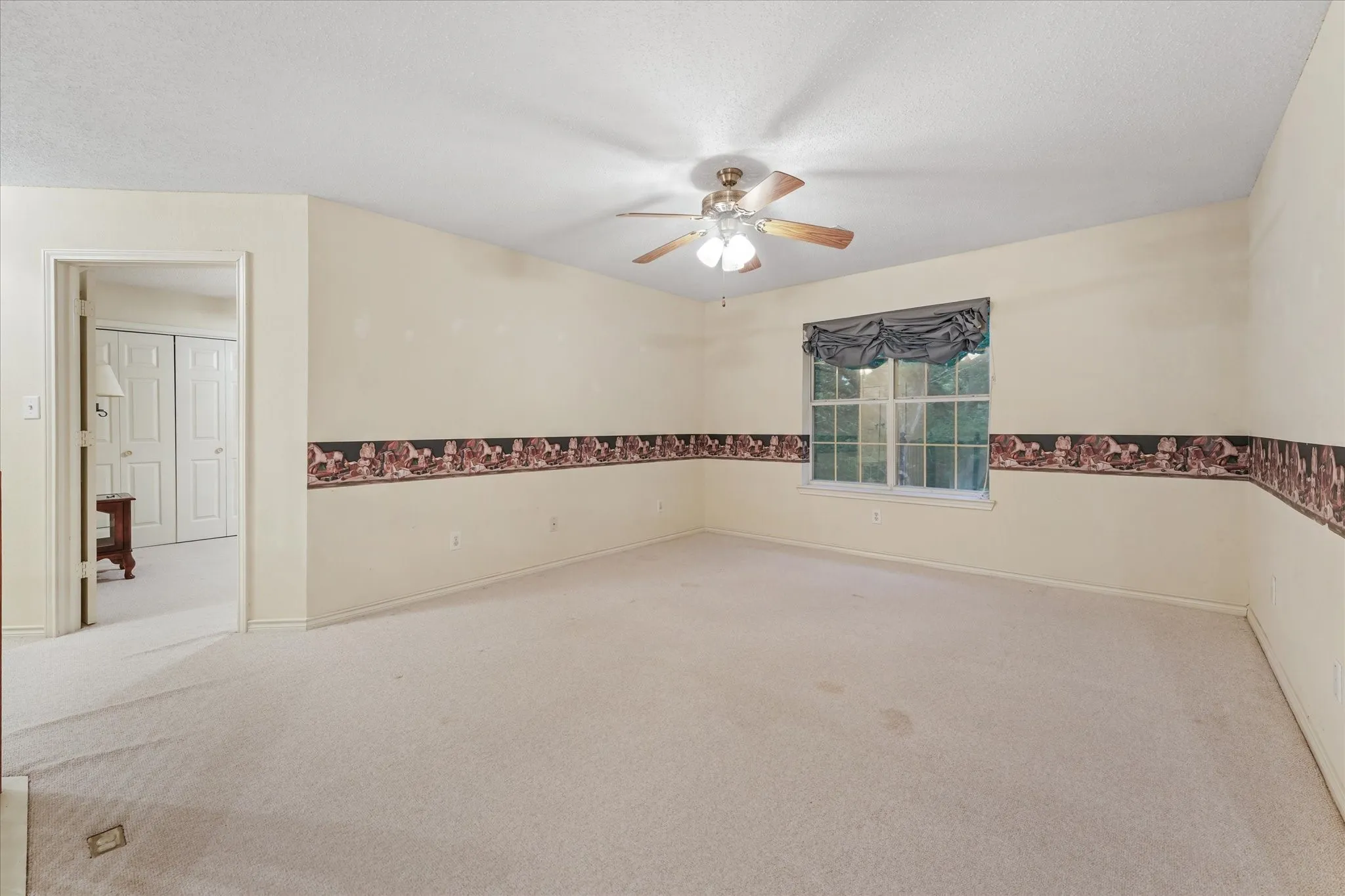 Single Family Residence For Sale in Grayson County , 202 Fox Hollow, Pottsboro, Texas 75076, 4 Bedroom, 5 Bathroom, 2 Garage spaces, 3,943 Sqft, built in 1997, mls#21288618, Real Estate Agent in Pottsboro, Homes For Sale in Grayson county, Homes For Sale in Pottsboro, Realtor in Pottsboro Texas, Real Estate Brokerage Independent Realty Texas, Luminita Cordes Realtor