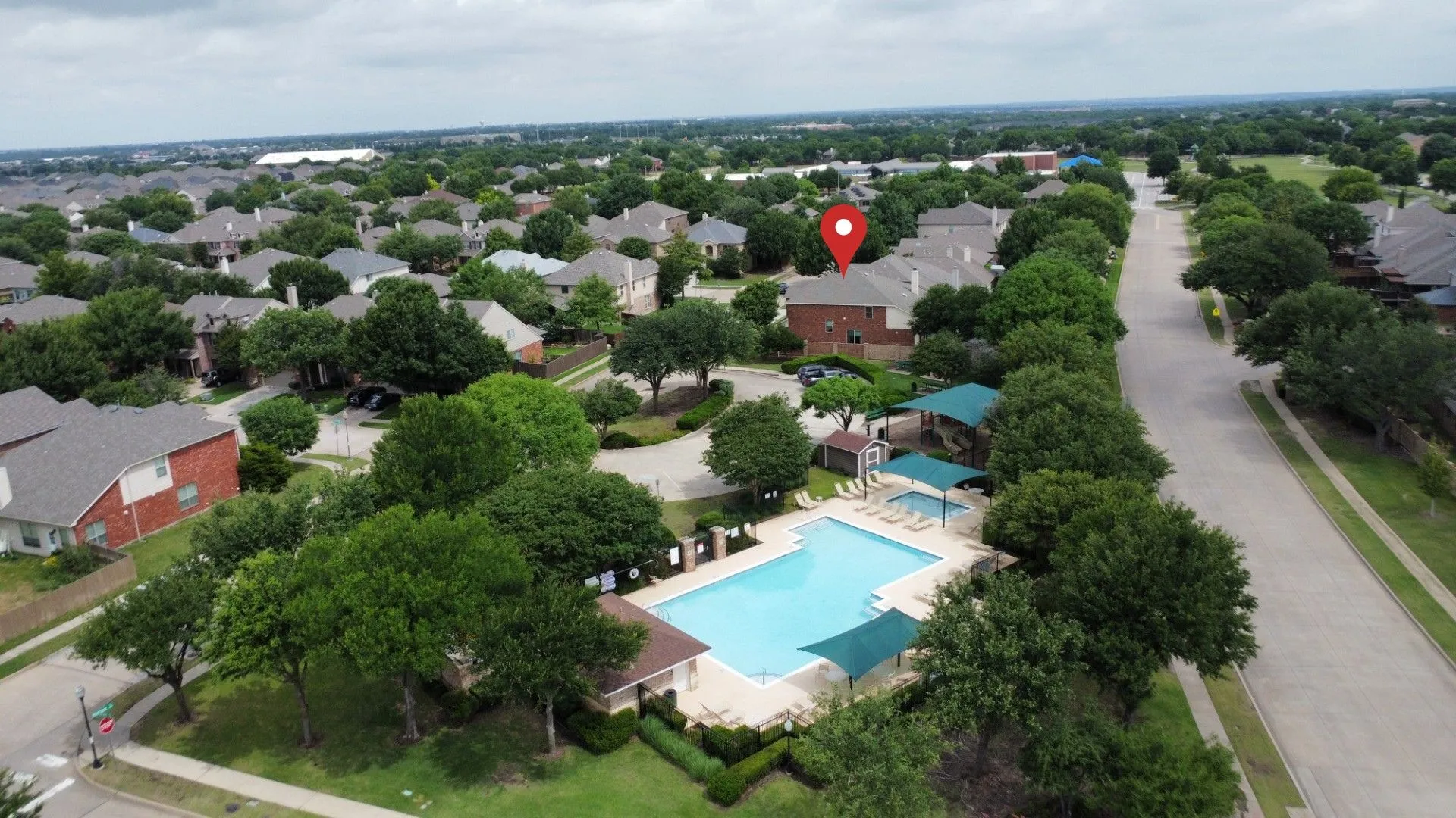 Single Family Residence For Sale in Collin County , 3809 Pitchstone Drive, Mc Kinney, Texas 75070, 4 Bedroom, 3 Bathroom, 2 Garage spaces, 3,300 Sqft, built in 2005, mls#21294494, Real Estate Agent in Mc Kinney, Homes For Sale in Collin county, Homes For Sale in Mc Kinney, Realtor in Mc Kinney Texas, Real Estate Brokerage Independent Realty Texas, Luminita Cordes Realtor