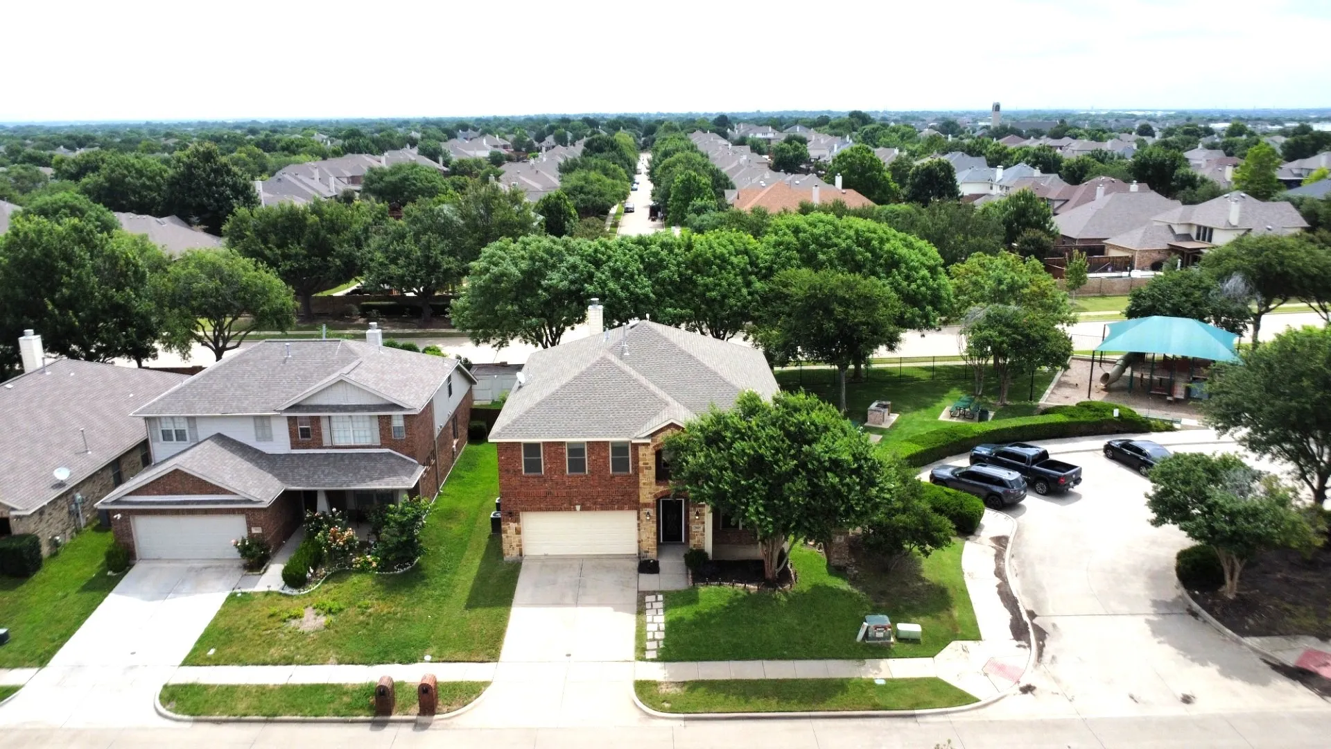 Single Family Residence For Sale in Collin County , 3809 Pitchstone Drive, Mc Kinney, Texas 75070, 4 Bedroom, 3 Bathroom, 2 Garage spaces, 3,300 Sqft, built in 2005, mls#21294494, Real Estate Agent in Mc Kinney, Homes For Sale in Collin county, Homes For Sale in Mc Kinney, Realtor in Mc Kinney Texas, Real Estate Brokerage Independent Realty Texas, Luminita Cordes Realtor
