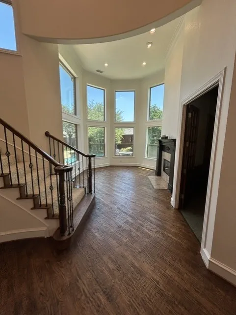 Single Family Residence For Rent in Collin County , 7312 Lavery Drive, Plano, Texas 75025, 5 Bedroom, 5 Bathroom, 3 Garage spaces, 4,363 Sqft, built in 1998, mls#21289364, Real Estate Agent in Plano, Homes For Rent in Collin county, Homes For Rent in Plano, Realtor in Plano Texas, Real Estate Brokerage Independent Realty Texas, Luminita Cordes Realtor