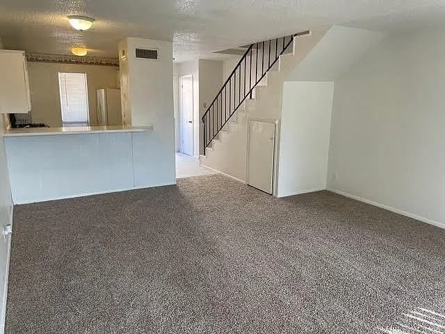 Townhouse For Rent in Denton County , 915 N Elm Street 3, Denton, Texas 76201, 2 Bedrooms, 1 Bathroom, Garage spaces, 1,100 Sqft, built in 1968, Price $1,395, mls#21295030, Real Estate Agent in Denton, Homes For Rent in Denton county, Homes For Rent in Denton, Realtor in Denton Texas, Real Estate Brokerage Independent Realty Texas, Luminita Cordes Realtor