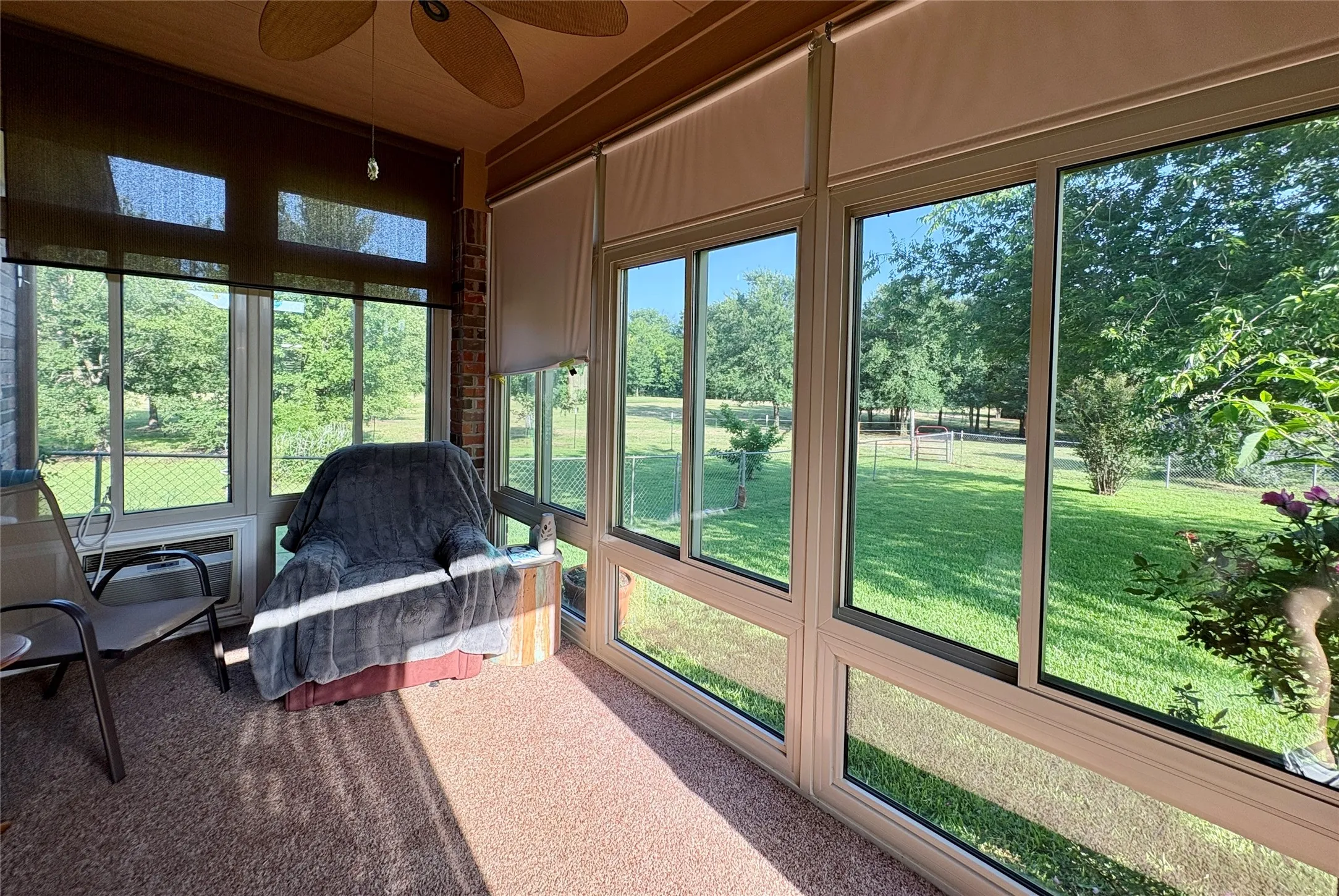Single Family Residence For Sale in Grayson County , 3084 Hagerman Road, Pottsboro, Texas 75076, 5 Bedroom, 4 Bathroom, 4 Garage spaces, 4,300 Sqft, built in 2011, mls#21295160, Real Estate Agent in Pottsboro, Homes For Sale in Grayson county, Homes For Sale in Pottsboro, Realtor in Pottsboro Texas, Real Estate Brokerage Independent Realty Texas, Luminita Cordes Realtor