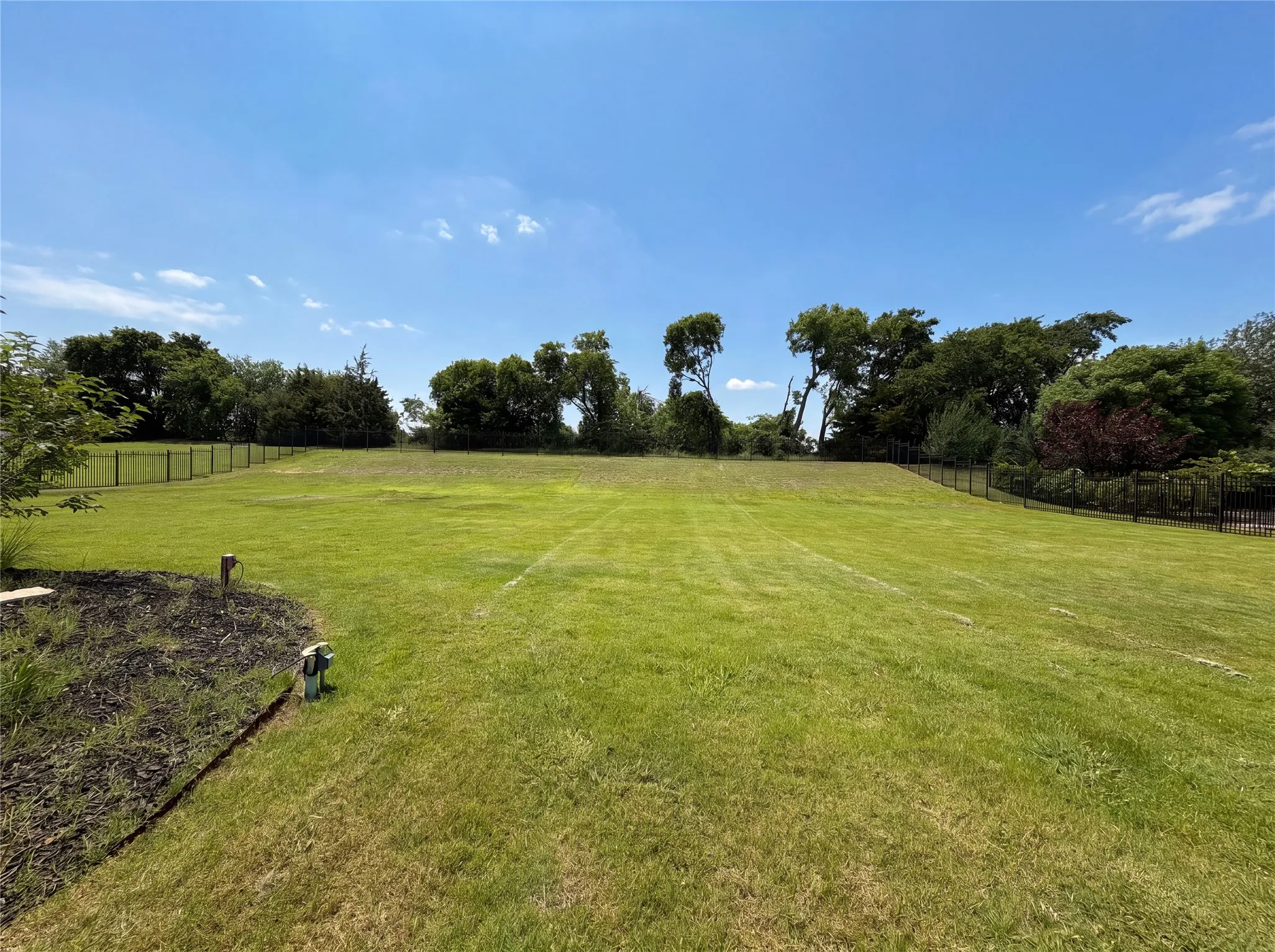 Single Family Residence For Sale in Collin County , 1930 Fair Oaks Lane, Prosper, Texas 75078, 4 Bedroom, 4 Bathroom, 3 Garage spaces, 4,484 Sqft, built in 2005, mls#21295162, Real Estate Agent in Prosper, Homes For Sale in Collin county, Homes For Sale in Prosper, Realtor in Prosper Texas, Real Estate Brokerage Independent Realty Texas, Luminita Cordes Realtor