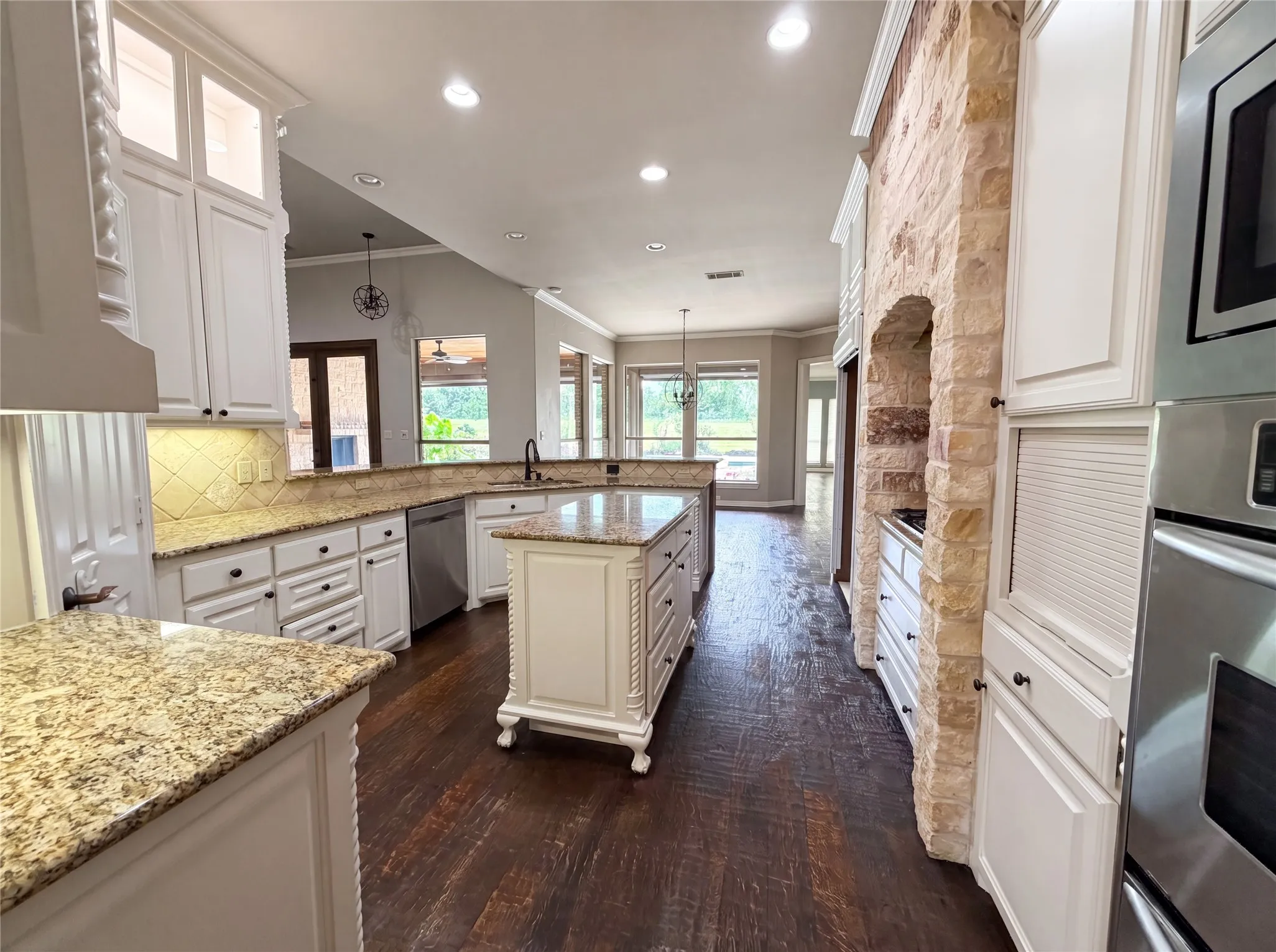 Single Family Residence For Sale in Collin County , 1930 Fair Oaks Lane, Prosper, Texas 75078, 4 Bedroom, 4 Bathroom, 3 Garage spaces, 4,484 Sqft, built in 2005, mls#21295162, Real Estate Agent in Prosper, Homes For Sale in Collin county, Homes For Sale in Prosper, Realtor in Prosper Texas, Real Estate Brokerage Independent Realty Texas, Luminita Cordes Realtor