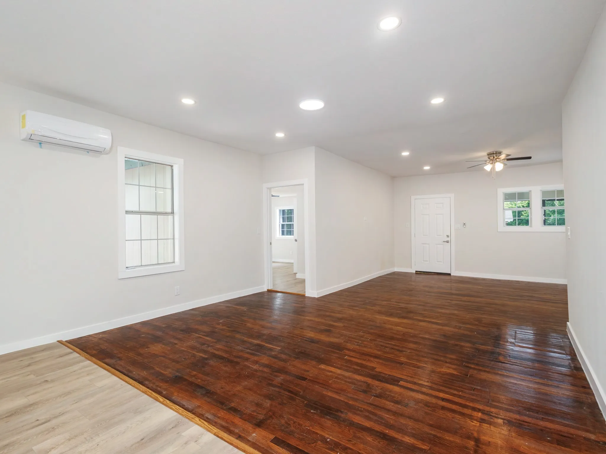 Single Family Residence For Sale in Brown County , 1617 6th Street, Brownwood, Texas 76801, 4 Bedroom, 2 Bathroom, Garage spaces, 2,048 Sqft, built in 0, mls#21295180, Real Estate Agent in Brownwood, Homes For Sale in Brown county, Homes For Sale in Brownwood, Realtor in Brownwood Texas, Real Estate Brokerage Independent Realty Texas, Luminita Cordes Realtor