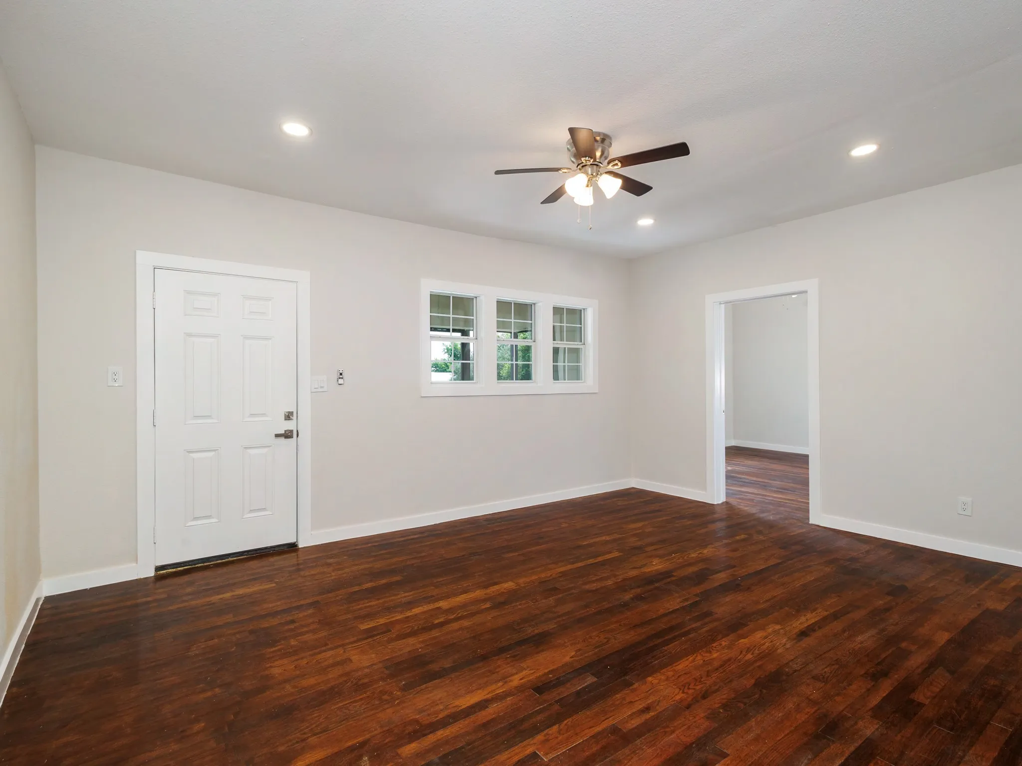 Single Family Residence For Sale in Brown County , 1617 6th Street, Brownwood, Texas 76801, 4 Bedroom, 2 Bathroom, Garage spaces, 2,048 Sqft, built in 0, mls#21295180, Real Estate Agent in Brownwood, Homes For Sale in Brown county, Homes For Sale in Brownwood, Realtor in Brownwood Texas, Real Estate Brokerage Independent Realty Texas, Luminita Cordes Realtor