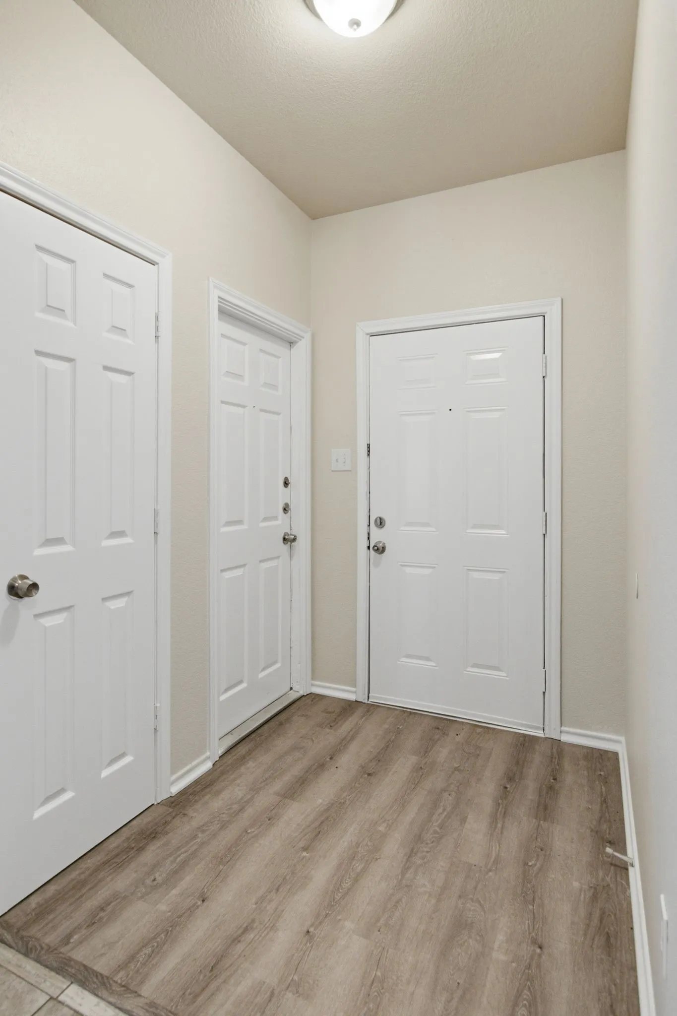 Single Family Residence For Rent in Tarrant County , 6317 Rockhaven Drive, Fort Worth, Texas 76179, 3 Bedroom, 2 Bathroom, 2 Garage spaces, 1,454 Sqft, built in 1994, mls#21295240, Real Estate Agent in Fort Worth, Homes For Rent in Tarrant county, Homes For Rent in Fort Worth, Realtor in Fort Worth Texas, Real Estate Brokerage Independent Realty Texas, Luminita Cordes Realtor