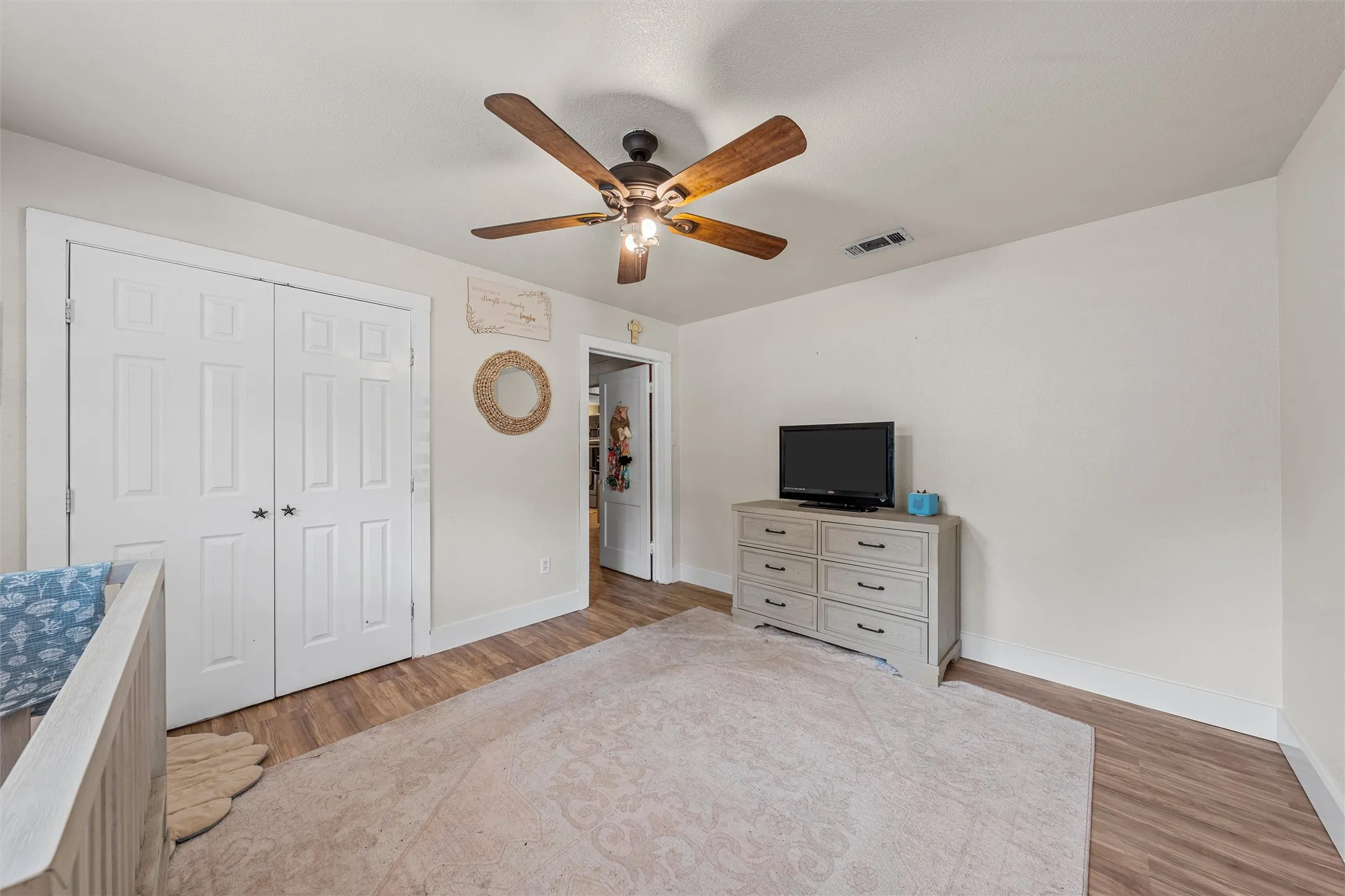 Single Family Residence For Sale in Mc Lennan County , 704 S Marable Street, West, Texas 76691, 2 Bedroom, 1 Bathroom, 1 Garage spaces, 1,024 Sqft, built in 1941, mls#21295238, Real Estate Agent in West, Homes For Sale in Mc Lennan county, Homes For Sale in West, Realtor in West Texas, Real Estate Brokerage Independent Realty Texas, Luminita Cordes Realtor