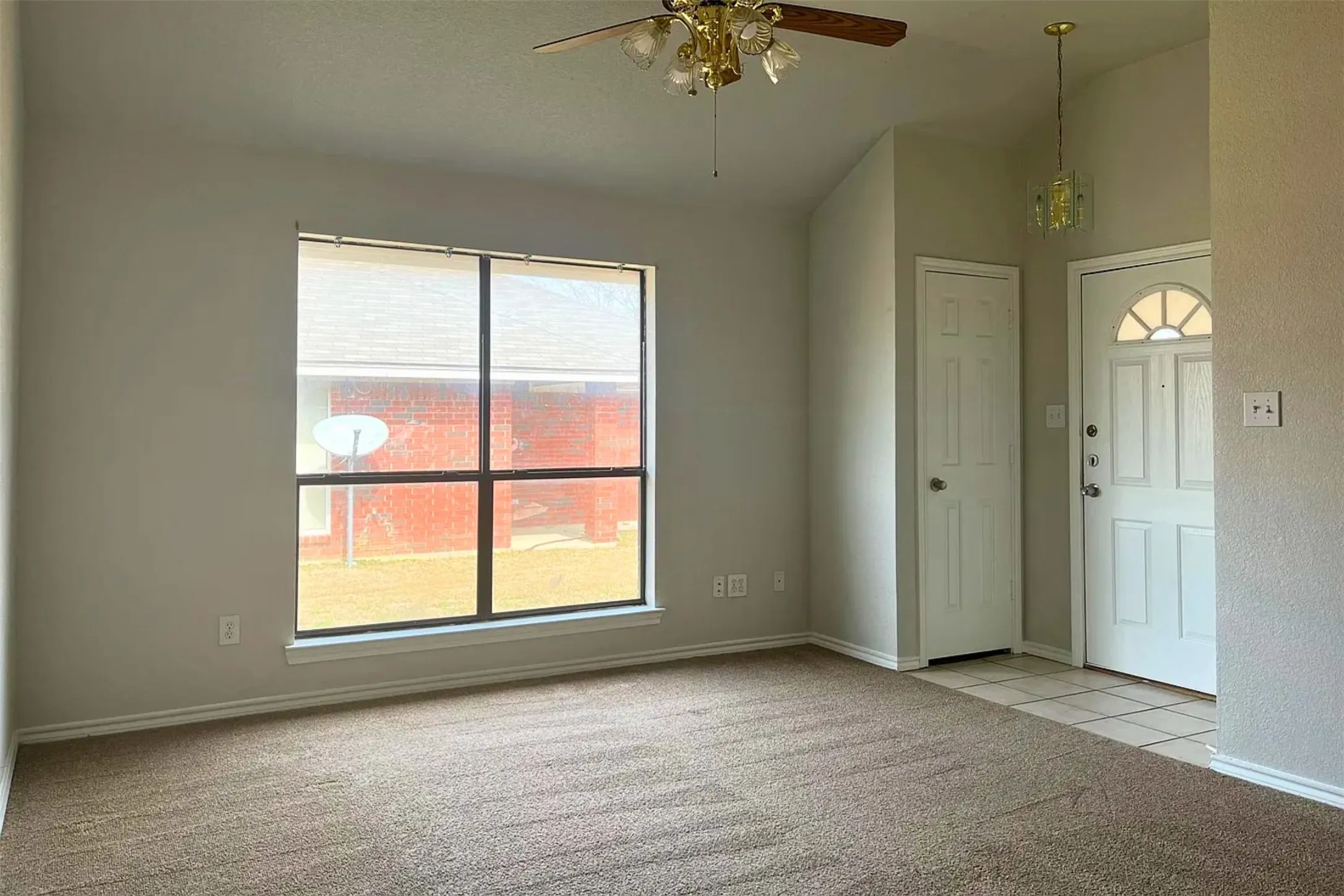 Duplex For Rent in Johnson County , 220 Joshua Boulevard, Joshua, Texas 76058, 3 Bedroom, 2 Bathroom, 2 Garage spaces, 1,108 Sqft, built in 1999, mls#21295265, Real Estate Agent in Joshua, Homes For Rent in Johnson county, Homes For Rent in Joshua, Realtor in Joshua Texas, Real Estate Brokerage Independent Realty Texas, Luminita Cordes Realtor