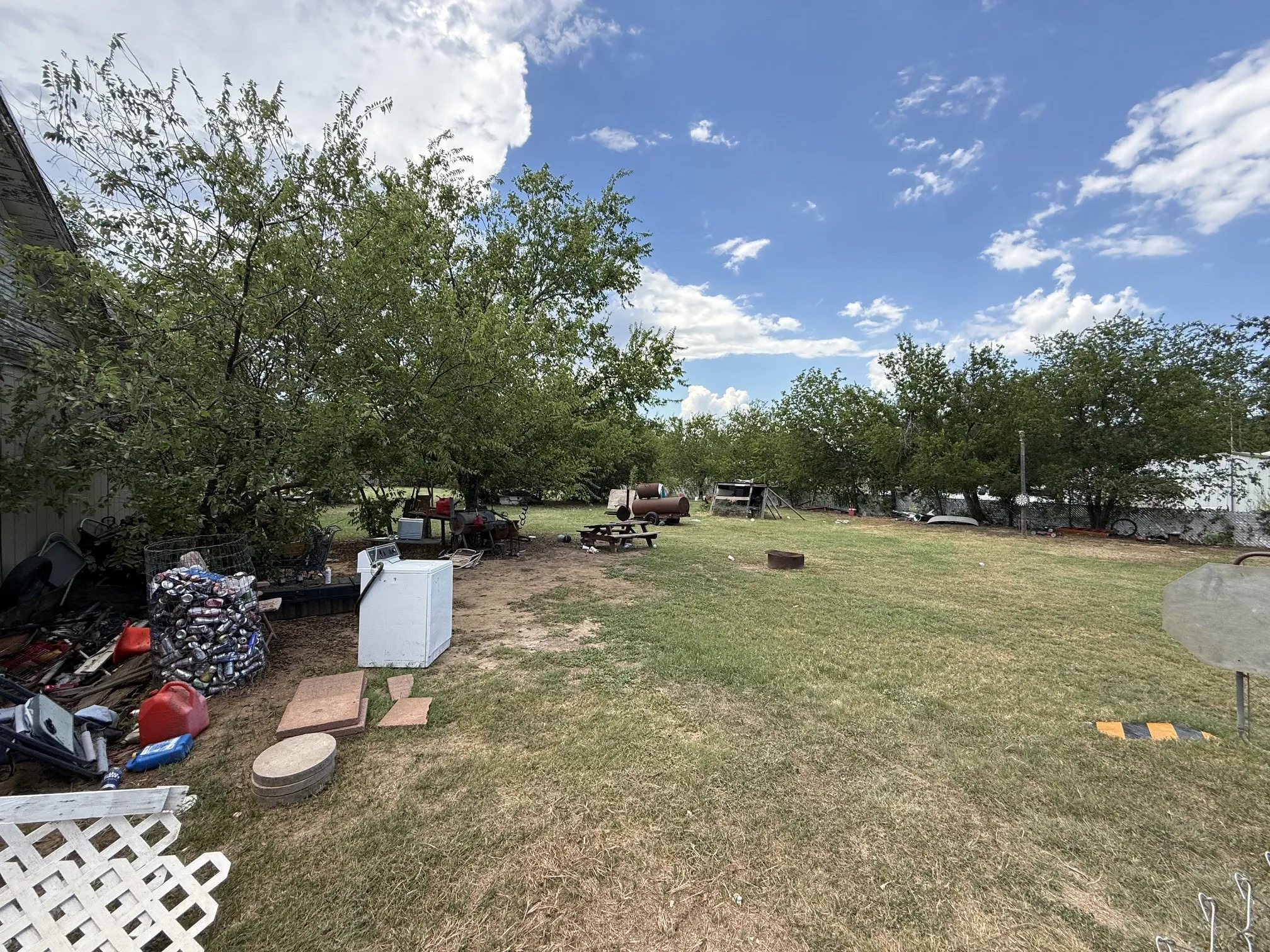 Single Family Residence For Sale in Palo Pinto County , 1716 SW 6th Avenue, Mineral Wells, Texas 76067, 2 Bedrooms, 1 Bathroom, Garage spaces, 1,008 Sqft, built in 1938, Price $74,900, mls#21267555, Real Estate Agent in Mineral Wells, Homes For Sale in Palo Pinto county, Homes For Sale in Mineral Wells, Realtor in Mineral Wells Texas, Real Estate Brokerage Independent Realty Texas, Luminita Cordes Realtor