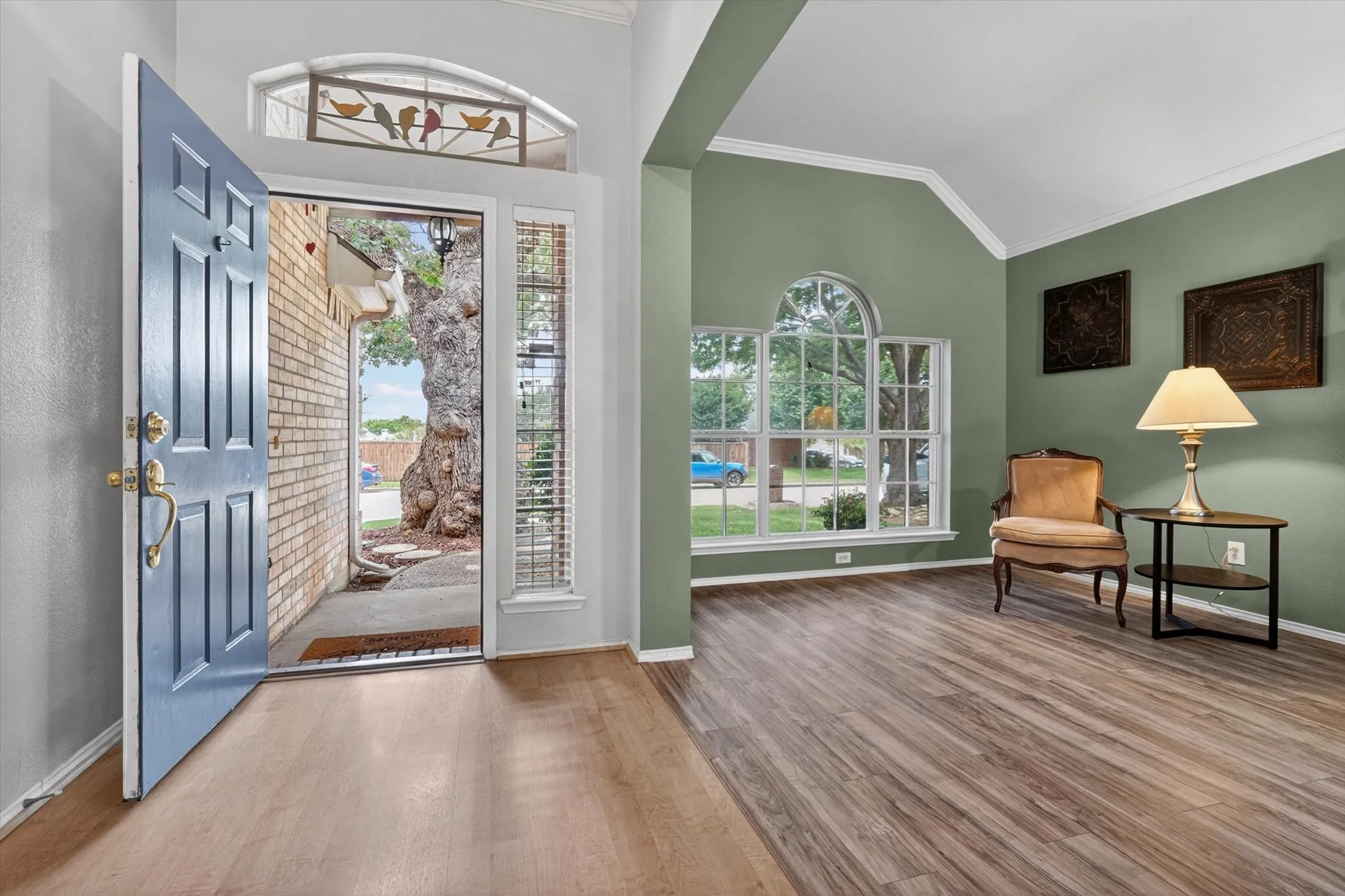 Single Family Residence For Sale in Denton County , 3841 Centenary Drive, Denton, Texas 76210, 4 Bedroom, 3 Bathroom, 2 Garage spaces, 2,480 Sqft, built in 1999, mls#21284162, Real Estate Agent in Denton, Homes For Sale in Denton county, Homes For Sale in Denton, Realtor in Denton Texas, Real Estate Brokerage Independent Realty Texas, Luminita Cordes Realtor