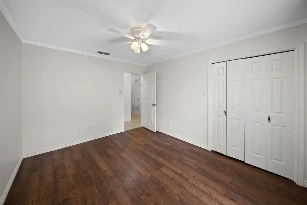 Single Family Residence For Sale in Smith County , 15060 Willowwood Drive, Tyler, Texas 75703, 3 Bedroom, 2 Bathroom, 2 Garage spaces, 1,768 Sqft, built in 1983, mls#21291478, Real Estate Agent in Tyler, Homes For Sale in Smith county, Homes For Sale in Tyler, Realtor in Tyler Texas, Real Estate Brokerage Independent Realty Texas, Luminita Cordes Realtor