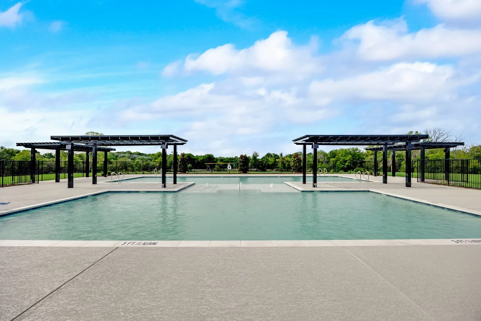 Churchill Amenities - 010