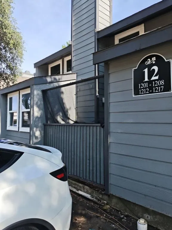 Condominium For Sale in Dallas County , 9696 Walnut Street 1201, Dallas, Texas 75243, 2 Bedroom, 2 Bathroom, Garage spaces, 903 Sqft, built in 1981, mls#21295323, Real Estate Agent in Dallas, Homes For Sale in Dallas county, Homes For Sale in Dallas, Realtor in Dallas Texas, Real Estate Brokerage Independent Realty Texas, Luminita Cordes Realtor